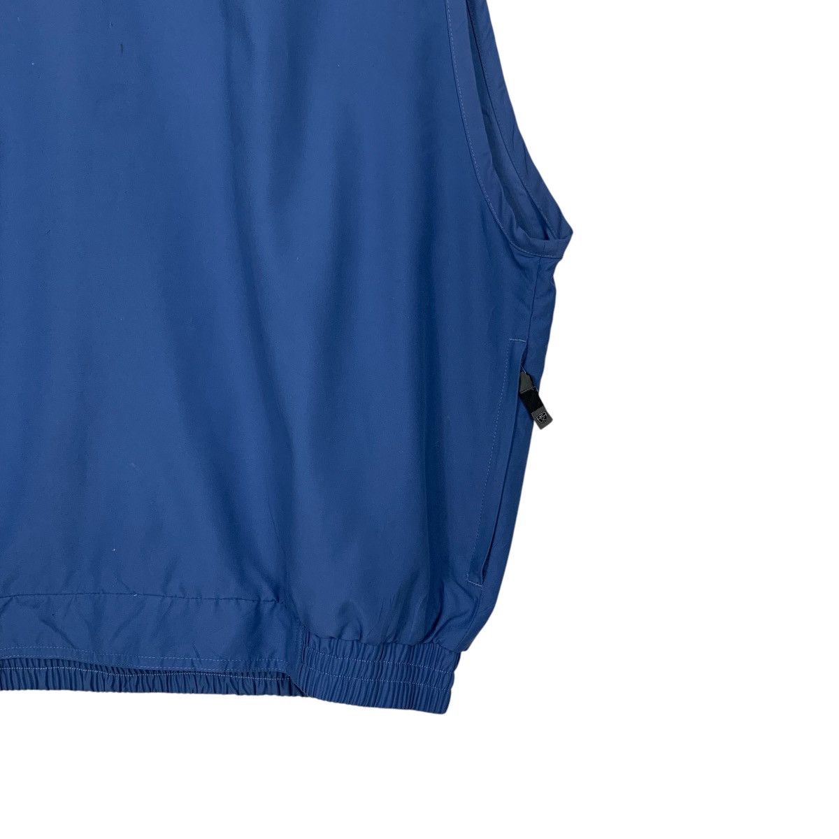 Nike NIKE Golf V Neck Sleeveless Poly Shirt #2577-C116 Size US L / EU 52-54 / 3 - 4 Thumbnail