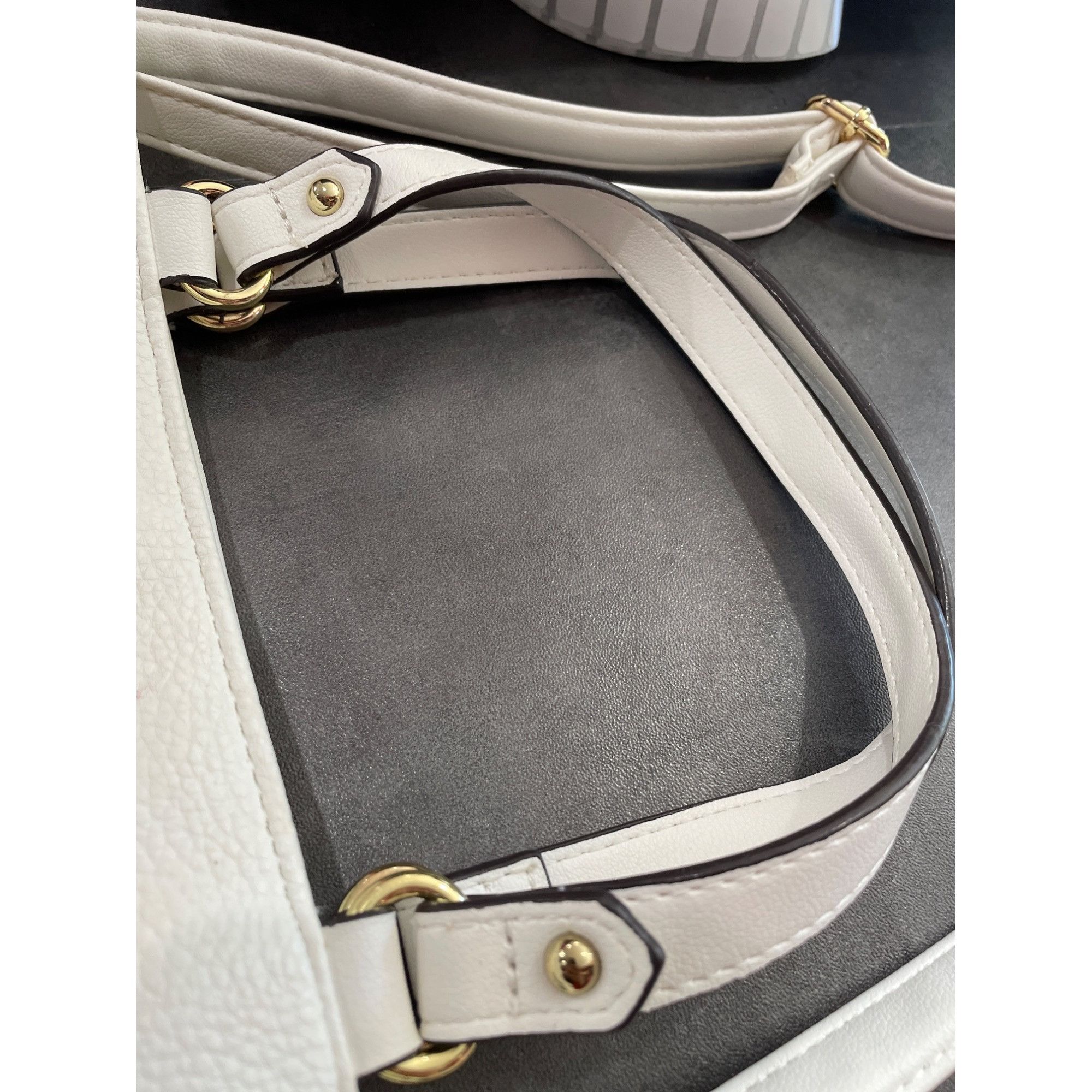Juicy Couture Juicy Couture Womens White gold accents hand crossbody bag S Size ONE SIZE - 10 Thumbnail
