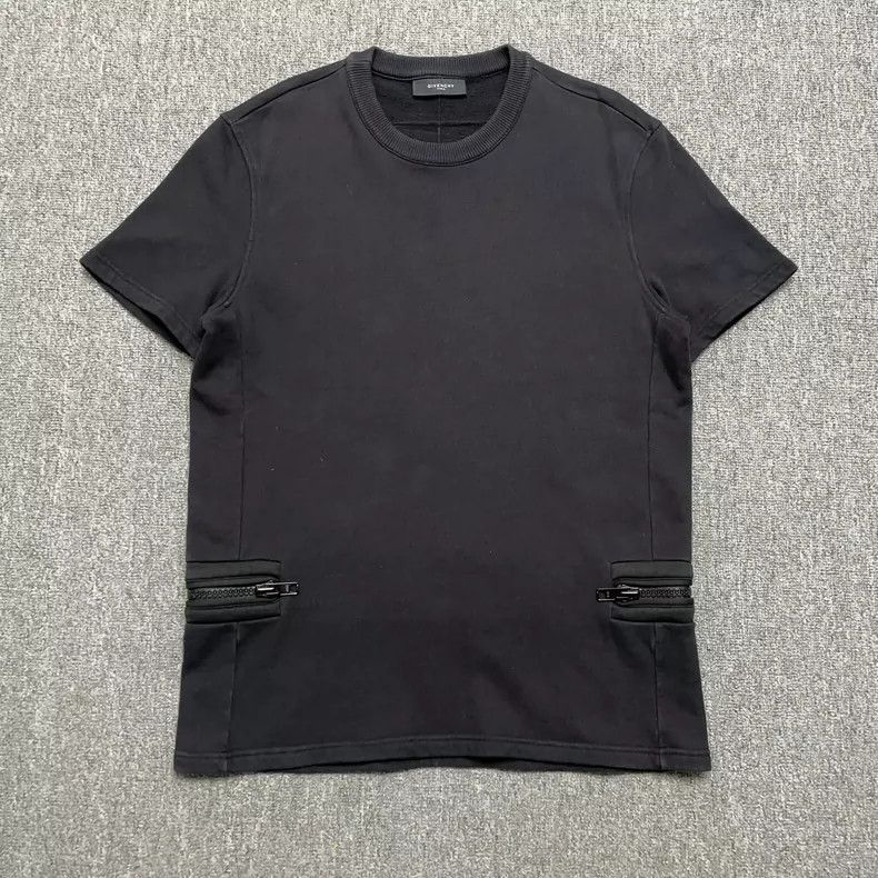 Givenchy Givenchy Big Zipper Design Black Short-sleeve 2506-Nextarro Size US S / EU 44-46 / 1 - 1 Thumbnail
