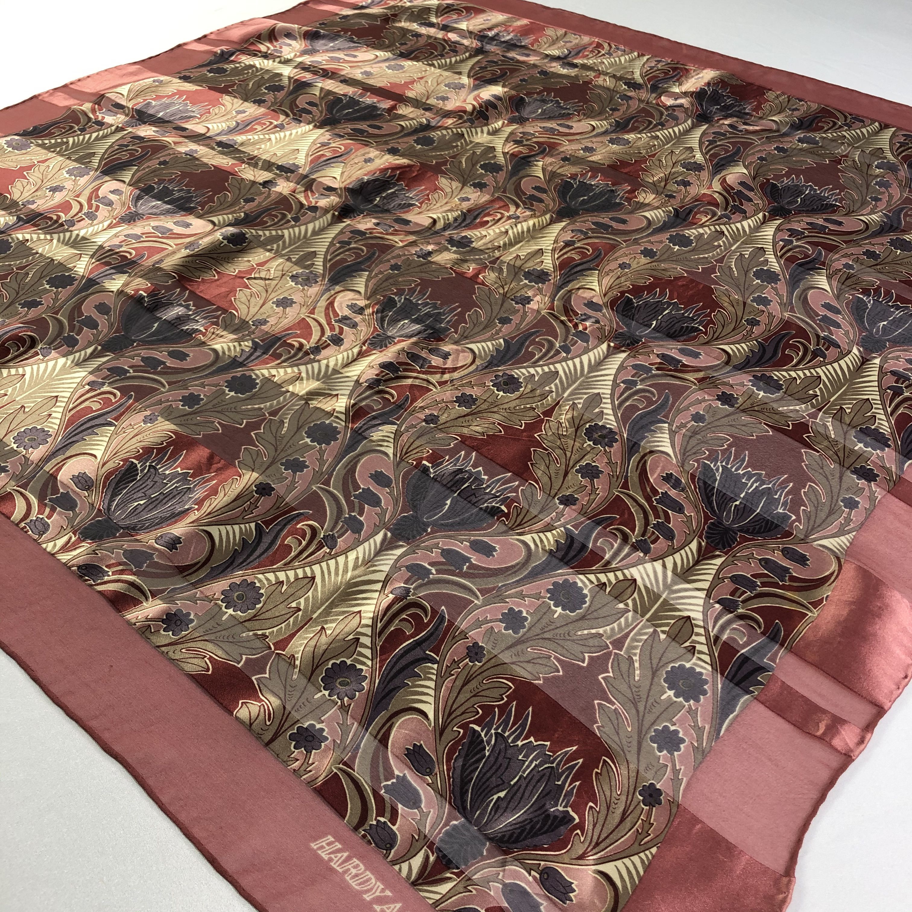 Hardy Amies × Vintage Vintage Hardy Amies Silk Scarf Size ONE SIZE - 3 Thumbnail