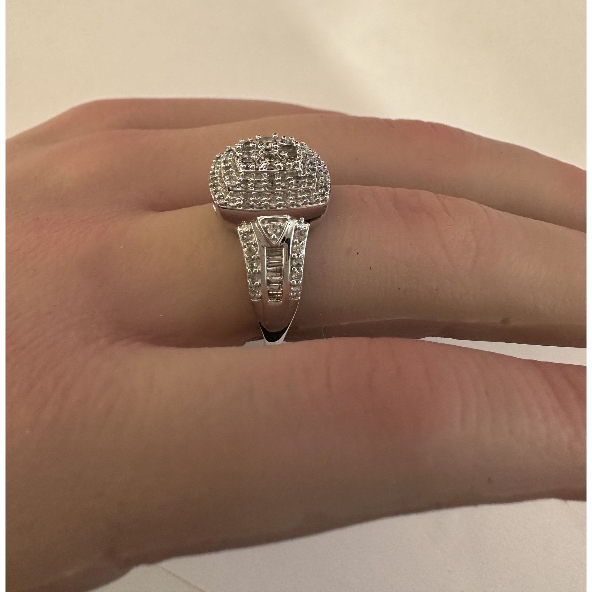 Other Beautiful 1.00 Carat Natural Cushion Cut Diamond Ring - 7.25 Size ONE SIZE - 15 Thumbnail