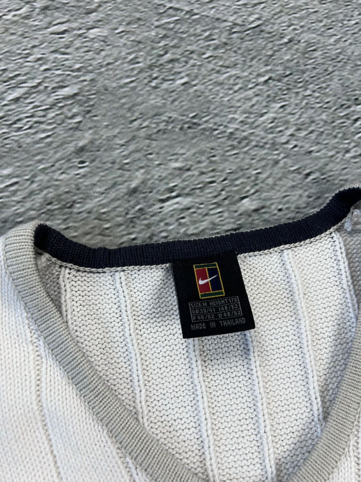 Nike Nike Court vintage cream sweater vest tennis 90s cable knit Size US M / EU 48-50 / 2 - 3 Thumbnail