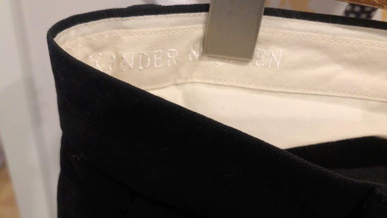 Alexander McQueen Alexander McQUEEN Men's black long pants. They feature a de Size US 30 / EU 46 - 4 Thumbnail