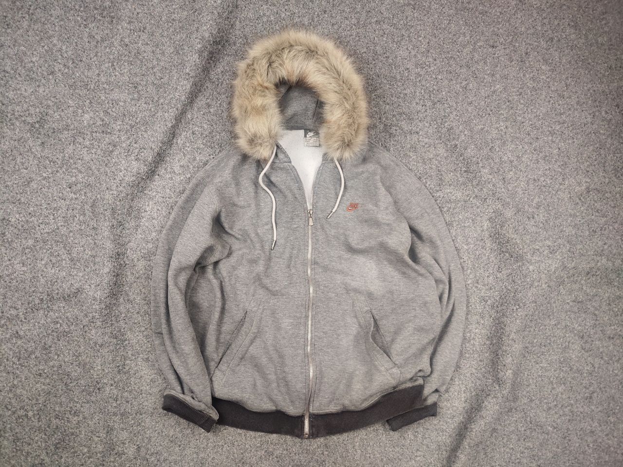 Nike Vintage Nike Oversized Fur Zip Hoodie if six was nine LGB Size US XL / EU 56 / 4 - 1 Thumbnail