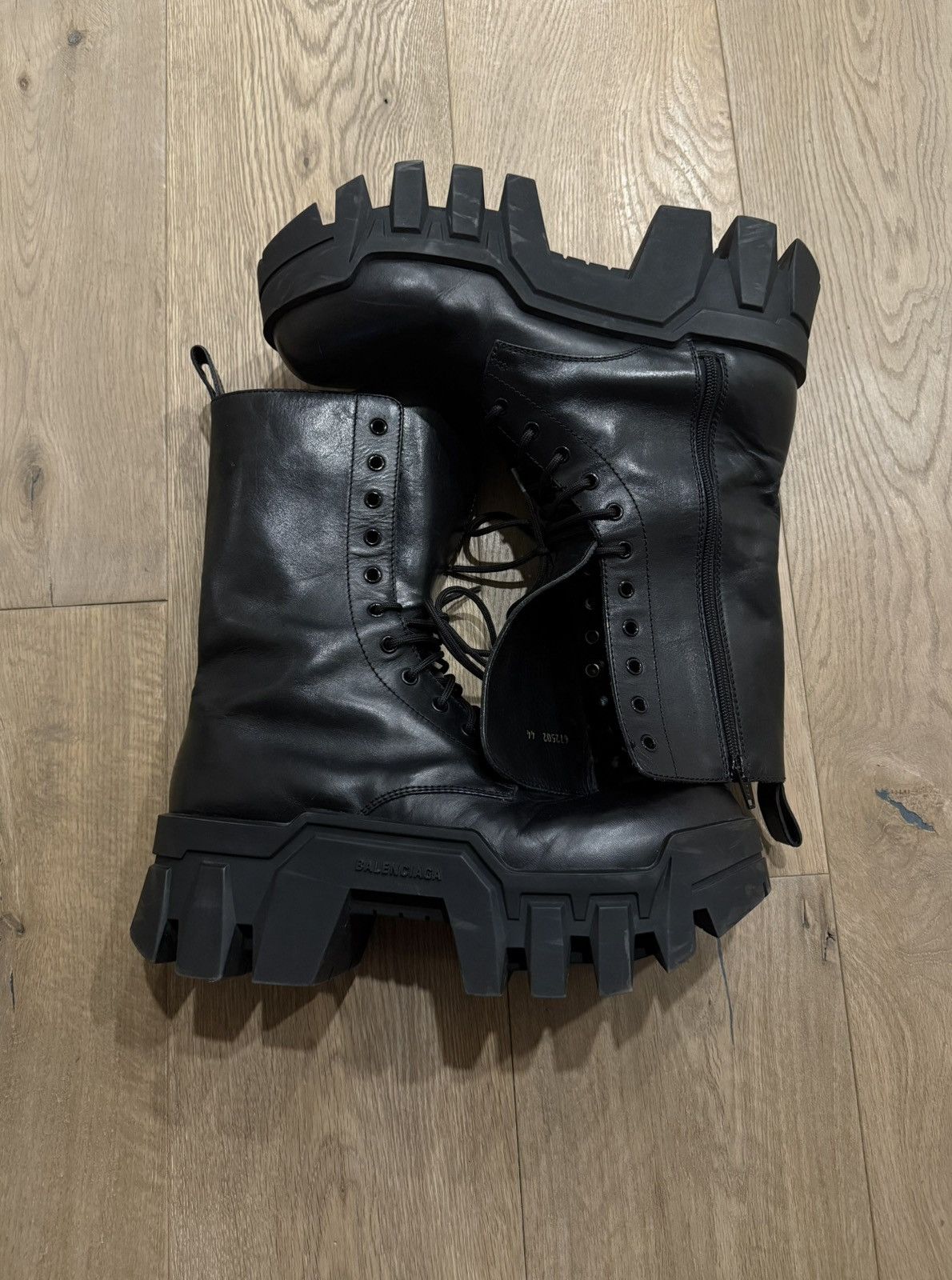 Balenciaga Bulldozer | Grailed