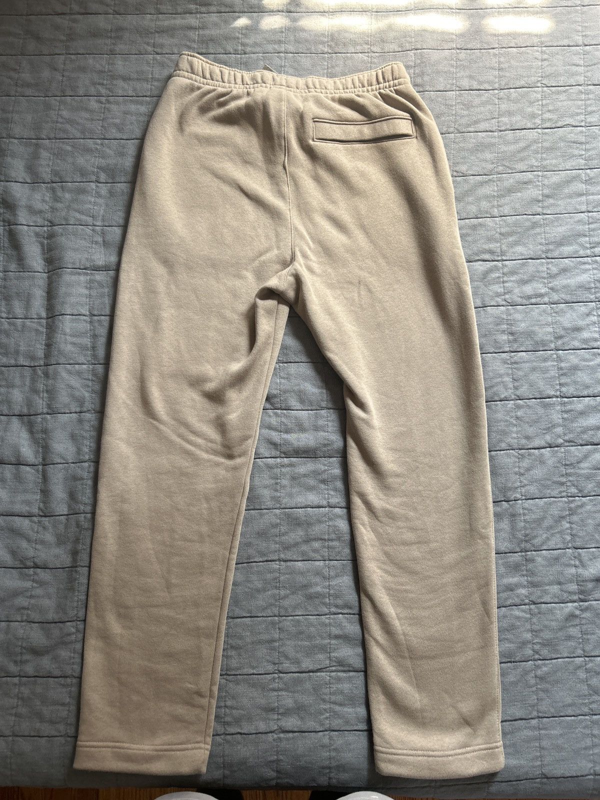 Nike Beige Nike Sweatpant Size US 32 / EU 48 - 1 Thumbnail