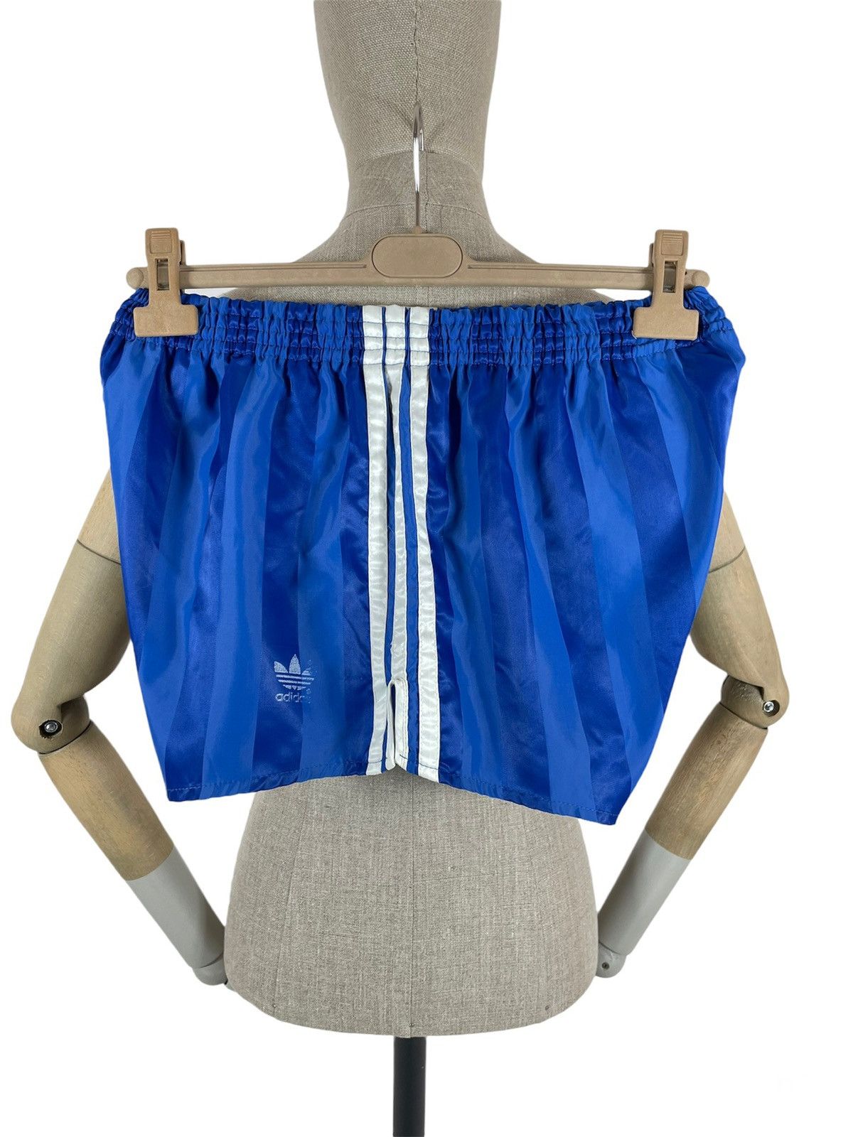 Adidas 70 ADIDAS West Germany 3-Stripes Nylon Sprinter Glanz Shorts Size US 32 / EU 48 - 5 Thumbnail