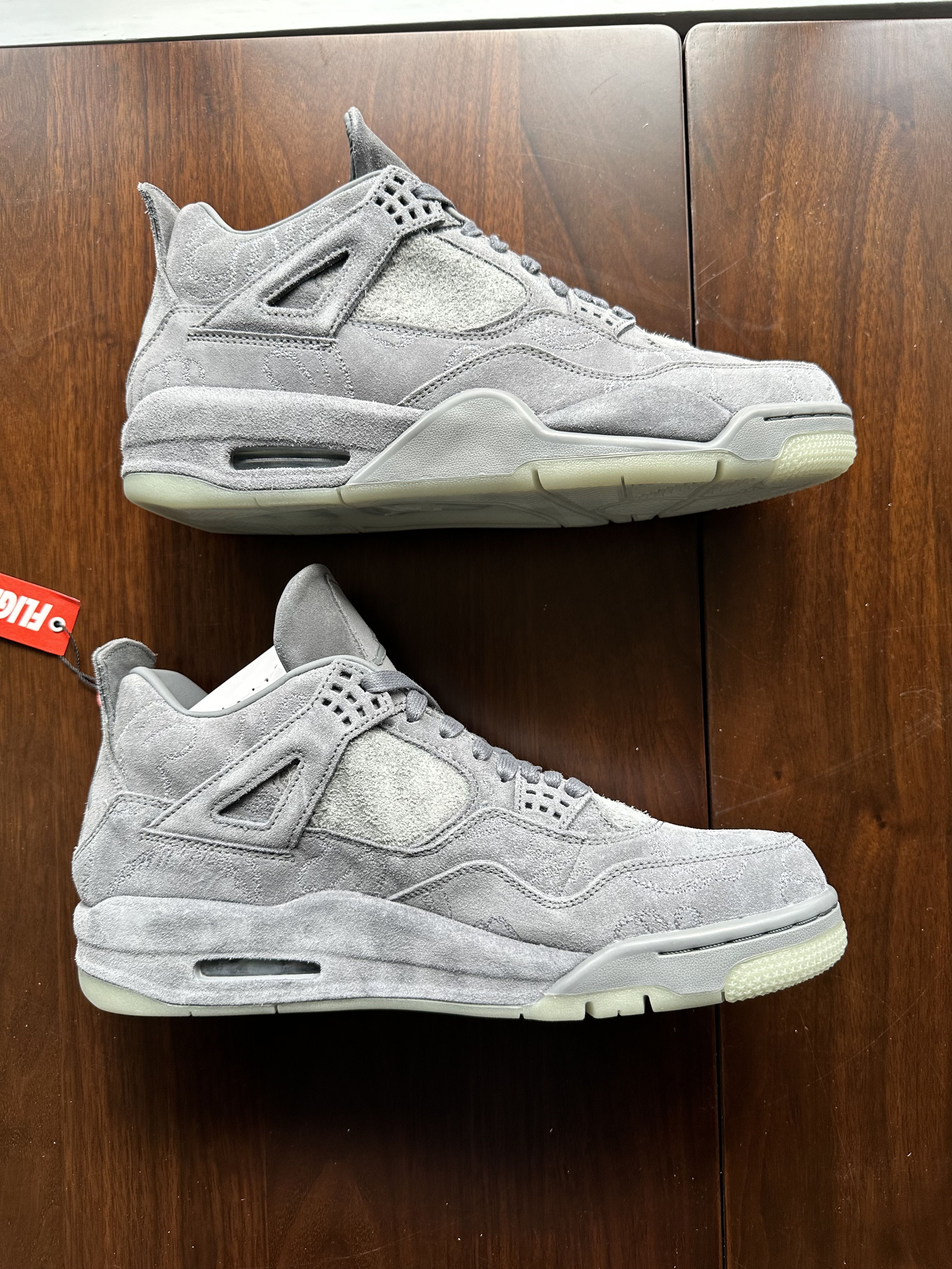 Jordan Brand JORDAN 4 RETRO KAWS Size US 11 / EU 44 - 9 Thumbnail