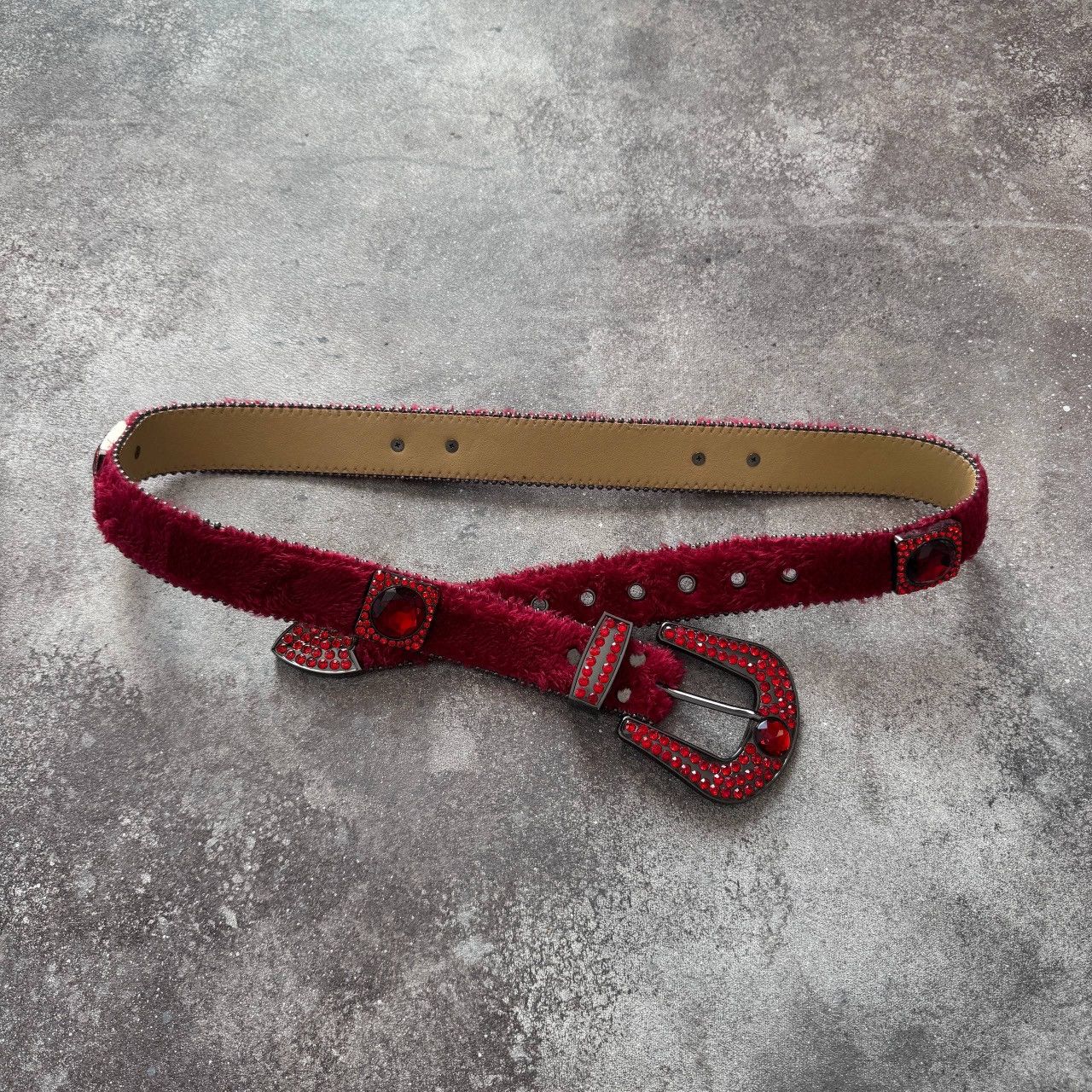 20471120 Amazing Faux Fur Rhinestones Hype Y2K Belt Size ONE SIZE - 6 Thumbnail