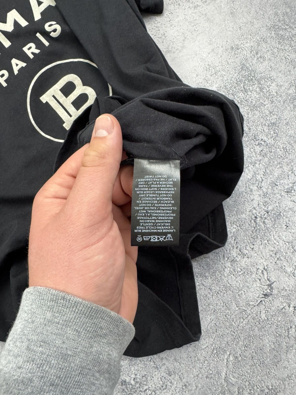 Balmain Balmain t-shirt Men Center Logo PARIS BLACK tee size XXL Size US XXL / EU 58 / 5 - 11 Thumbnail