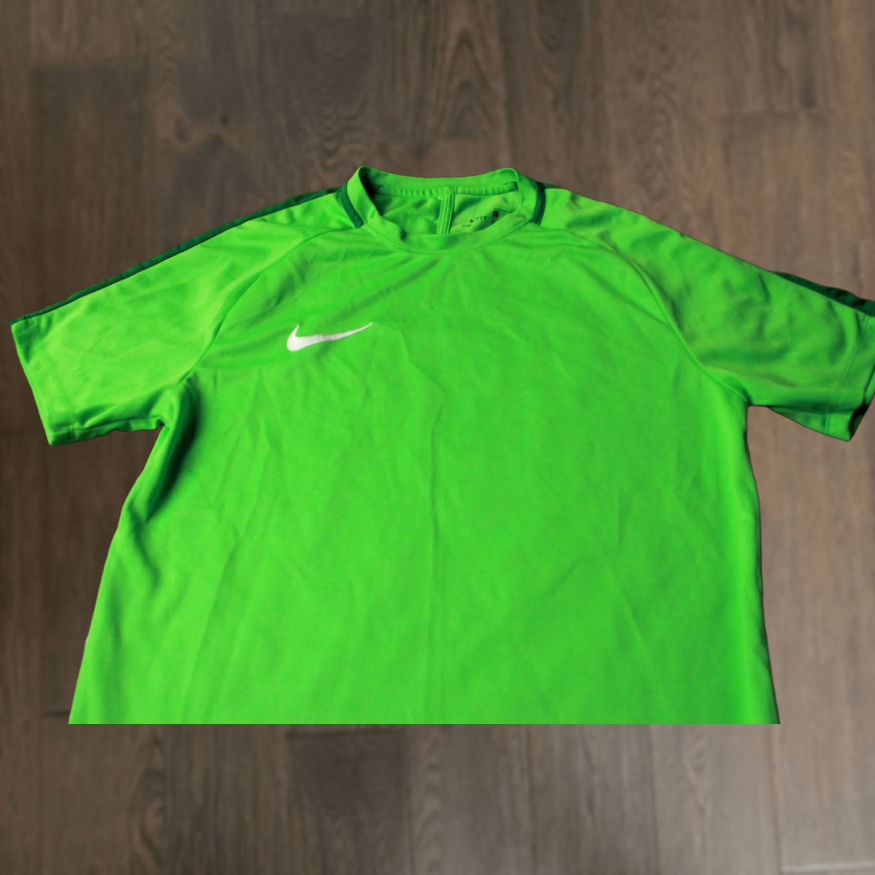 Nike NIKE DRI-FIT ORIGINAL 2019 MEN FOOTBALL SOCCER TRAINING SHIRT JERSEY SIZE S Size US S / EU 44-46 / 1 - 1 Thumbnail