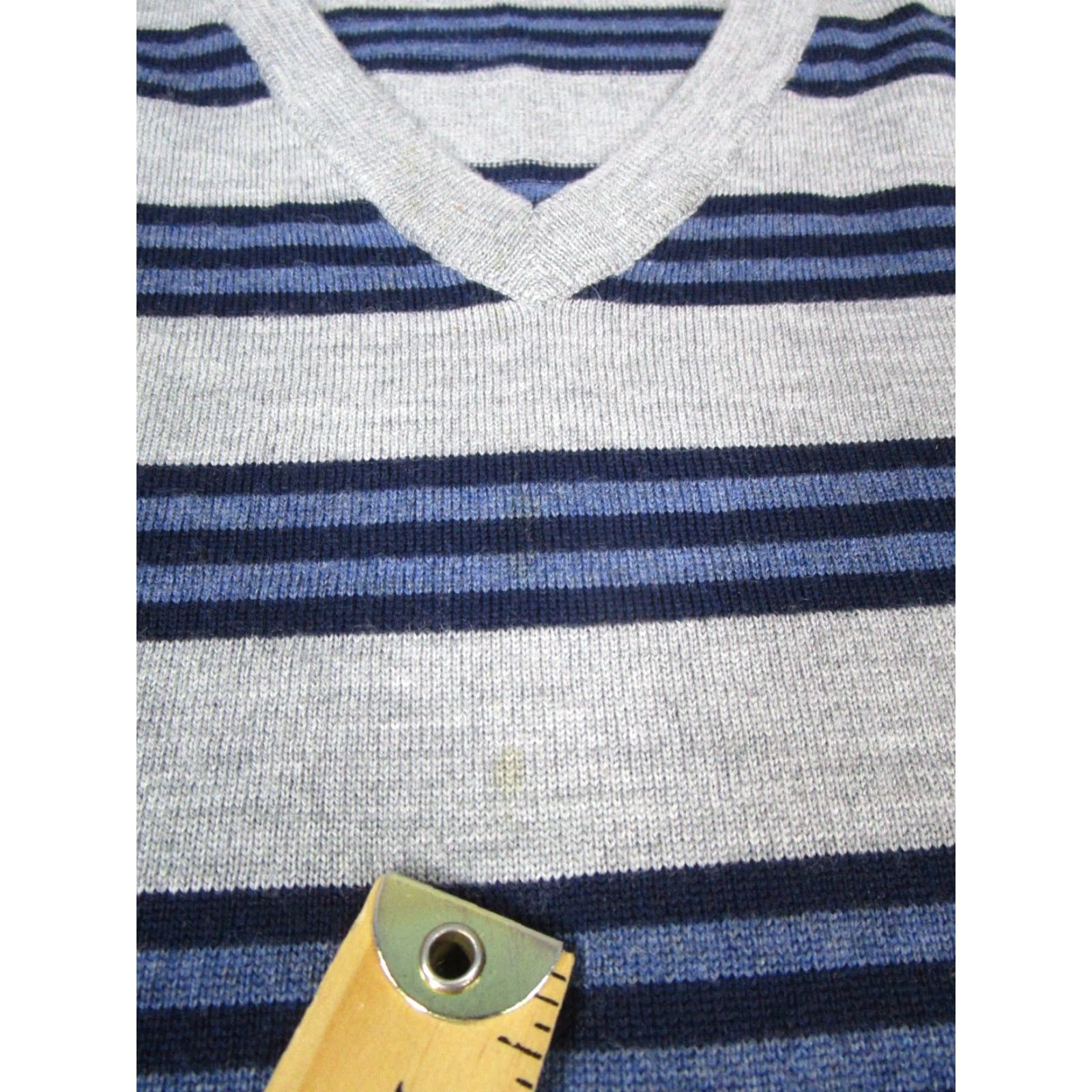Brooks Brothers Brooks Brothers Sweater Mens XL Gray Wool Knit Pullover V-Neck Size US XL / EU 56 / 4 - 6 Thumbnail