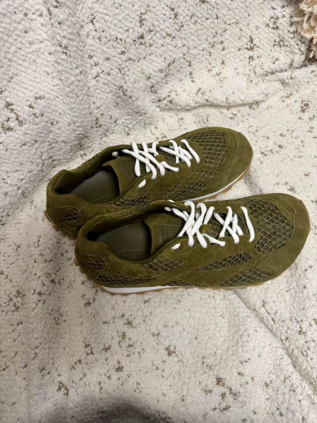 Bottega Veneta BOTTEGA VENETA Suede Sneaker New 39 Size US 8.5 / EU 41-42 - 2 Thumbnail