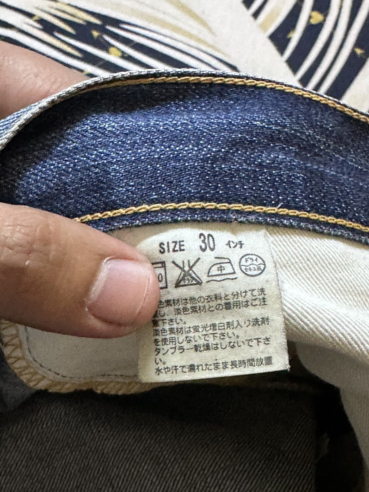 Levi's Vintage Clothing Vintage Levi’s Mudwash Faded Rainbow Flag Distressed Denim Size US 30 / EU 46 - 7 Thumbnail