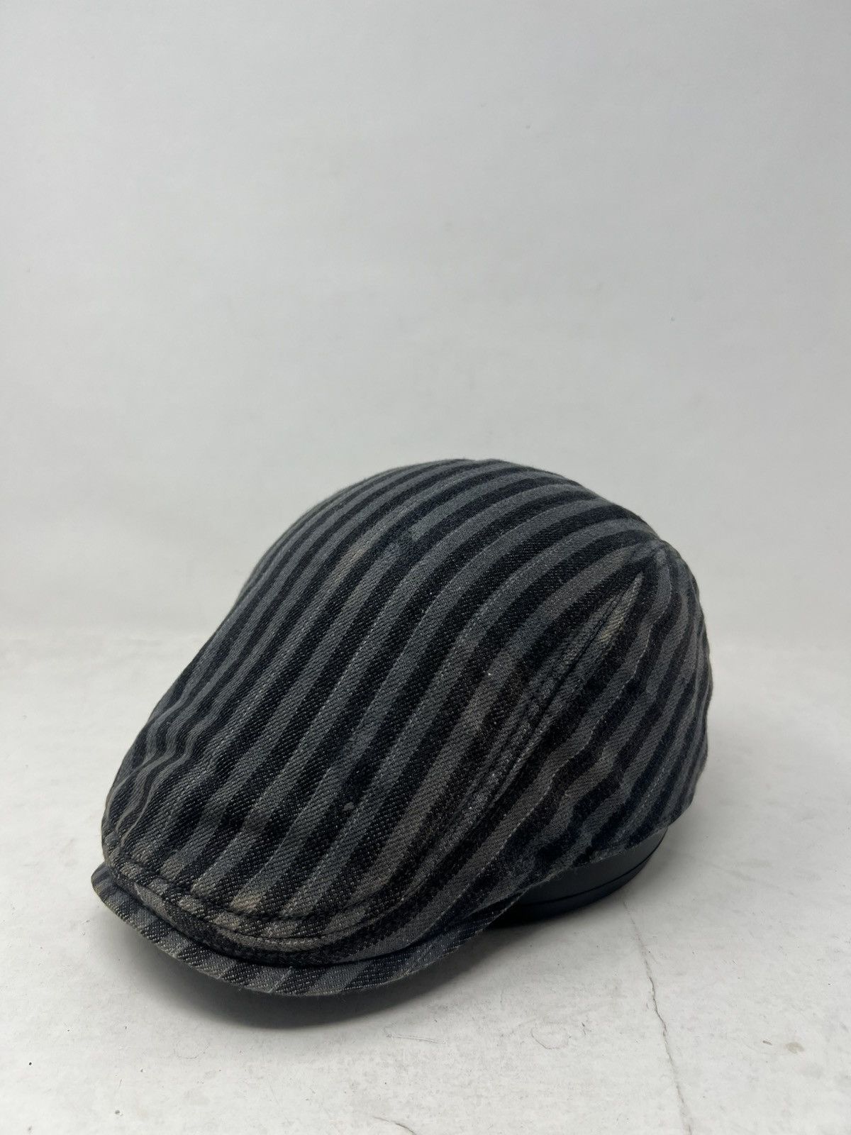 Japanese Brand Bold Men Striped Flat Newsboy Gatsby Cap Hat Size ONE SIZE - 2 Thumbnail