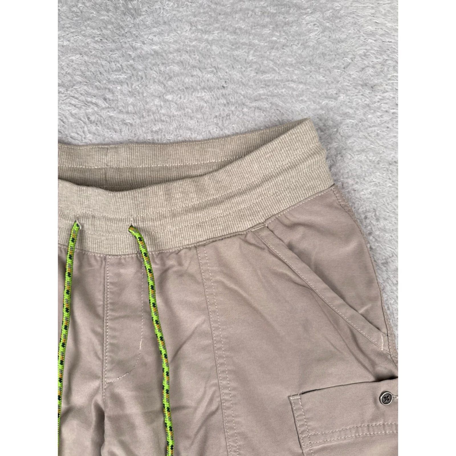 Vintage Columbia Women Beige Cargo Short M Elastic Waist Drawstring 32x6 Polyester Blend Pocket Logo Size 32" / US 10 / IT 46 - 5 Thumbnail