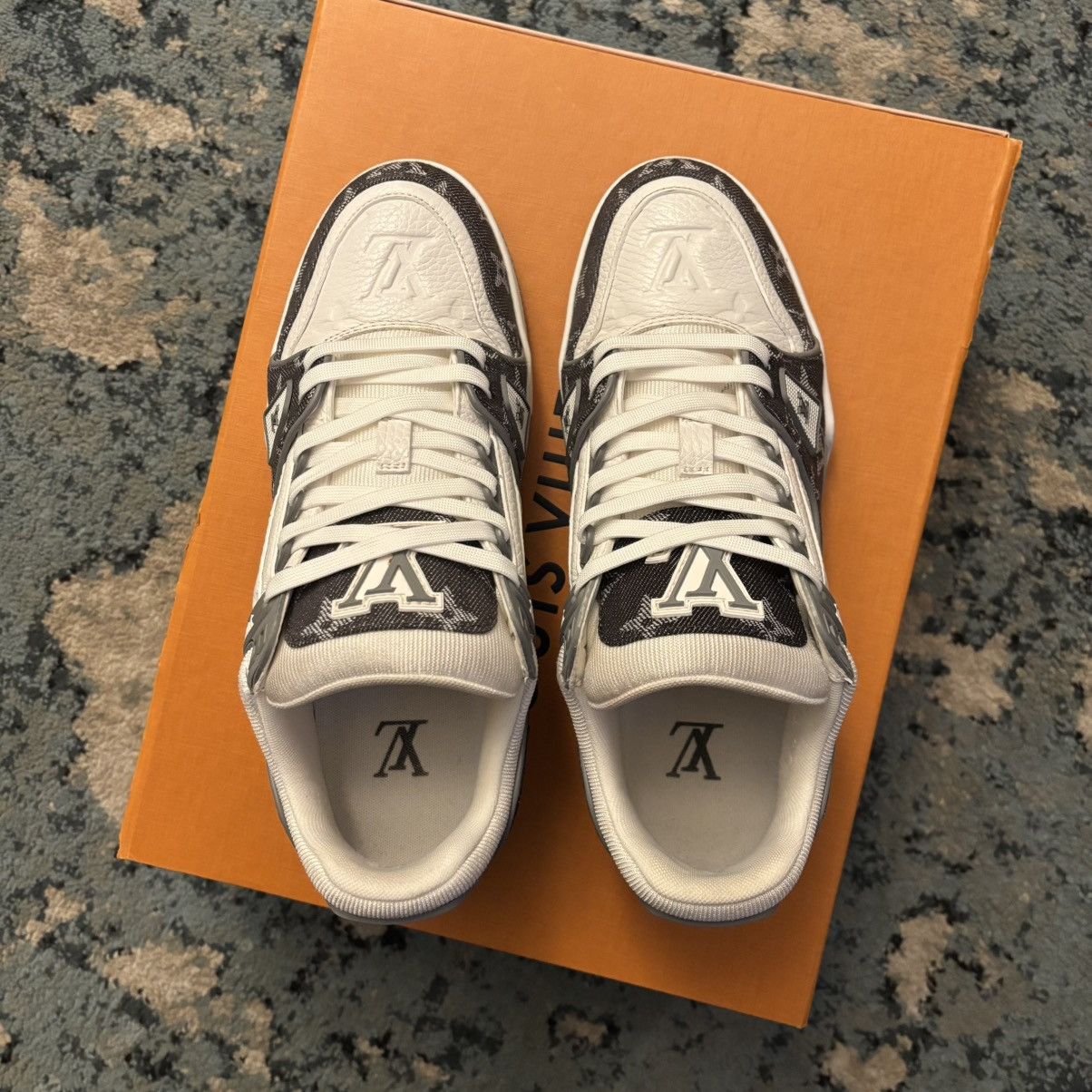 Louis Vuitton Louis Vuitton Grey Trainer Sneaker Size 39 (10Wmns/7Men) Size US 10 / IT 40 - 4 Thumbnail