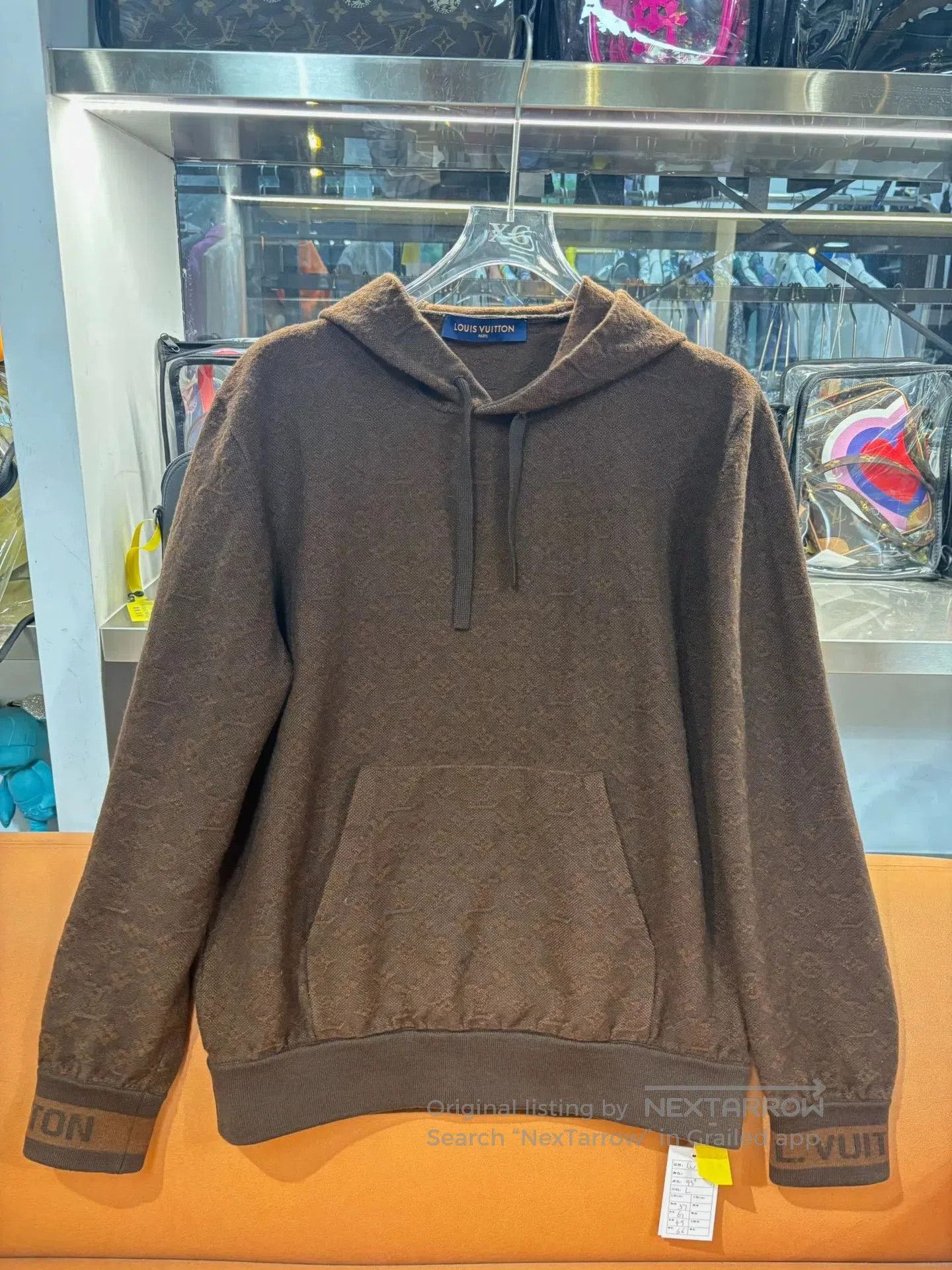 Louis Vuitton Louis Vuitton SS23 Logo Embossed Men's Sweater. Size US L / EU 52-54 / 3 - 1 Thumbnail