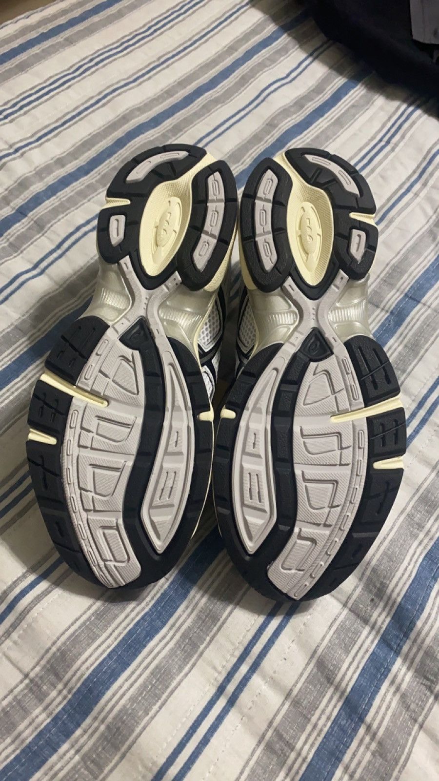 Asics ASICS GEL-1130 Size US 9 / EU 42 - 8 Thumbnail