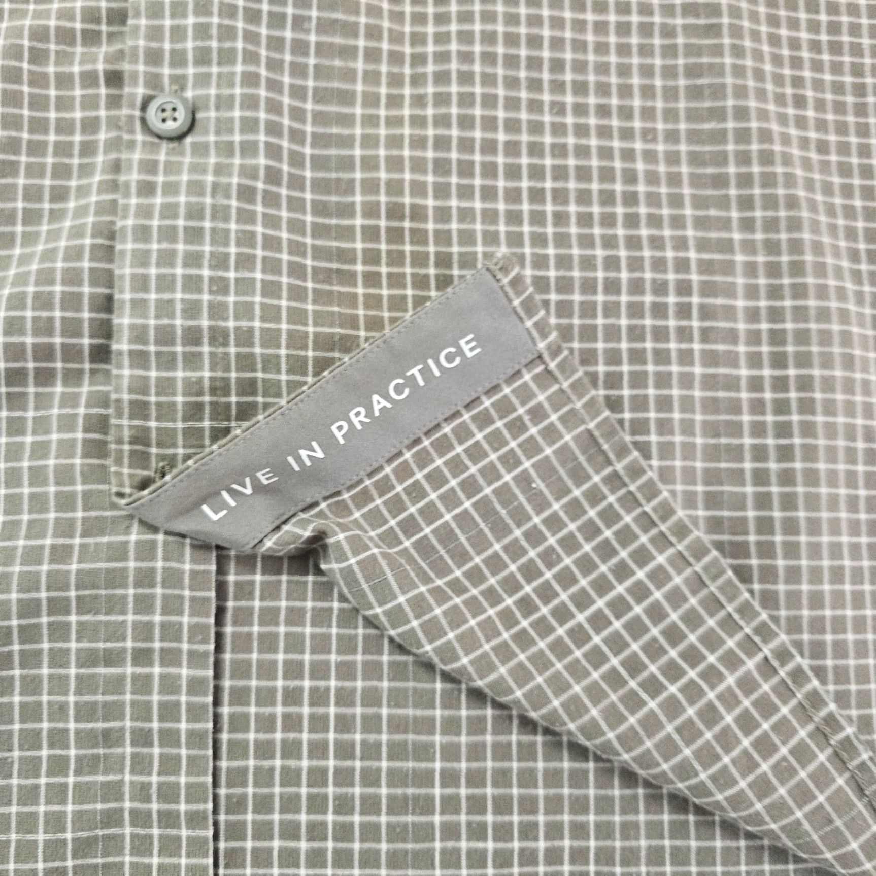 Lululemon Lululemon Shirt Mens XL Olive Live In Practice Short Sleeve Button Up Size US XL / EU 56 / 4 - 3 Thumbnail