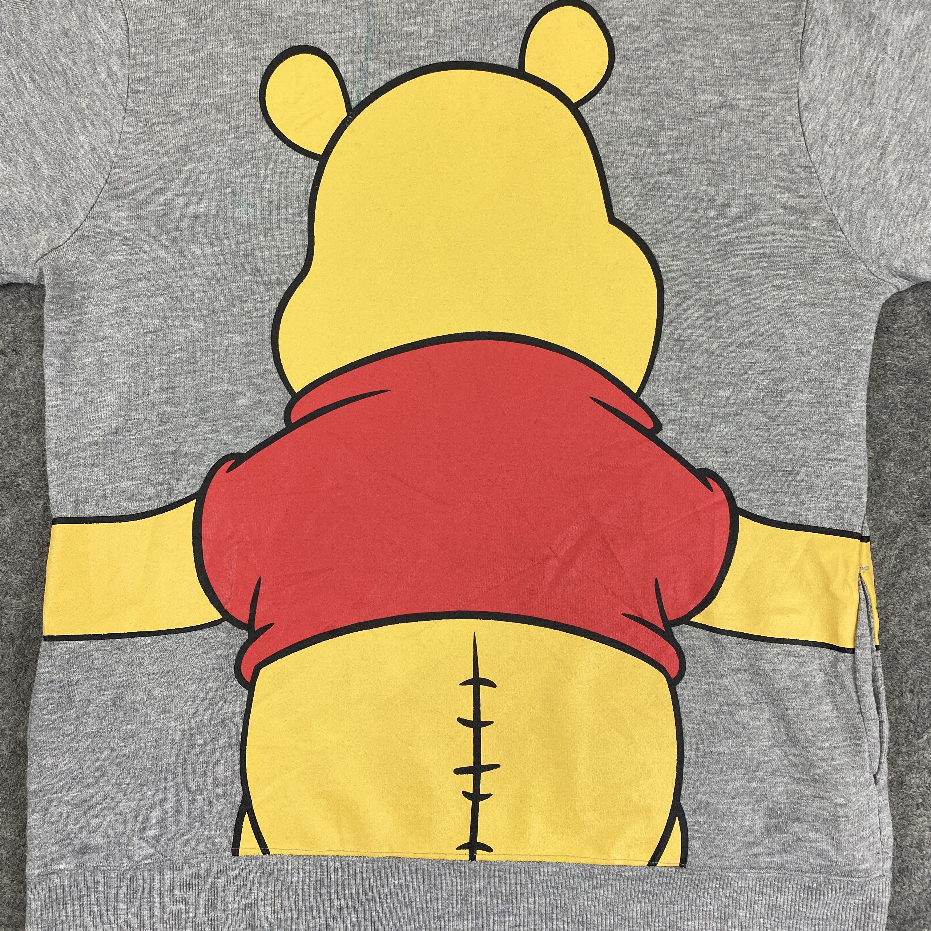 Japanese Brand Vintage Disney Pooh Big Design Hoodie - SW051 Size US S / EU 44-46 / 1 - 8 Thumbnail