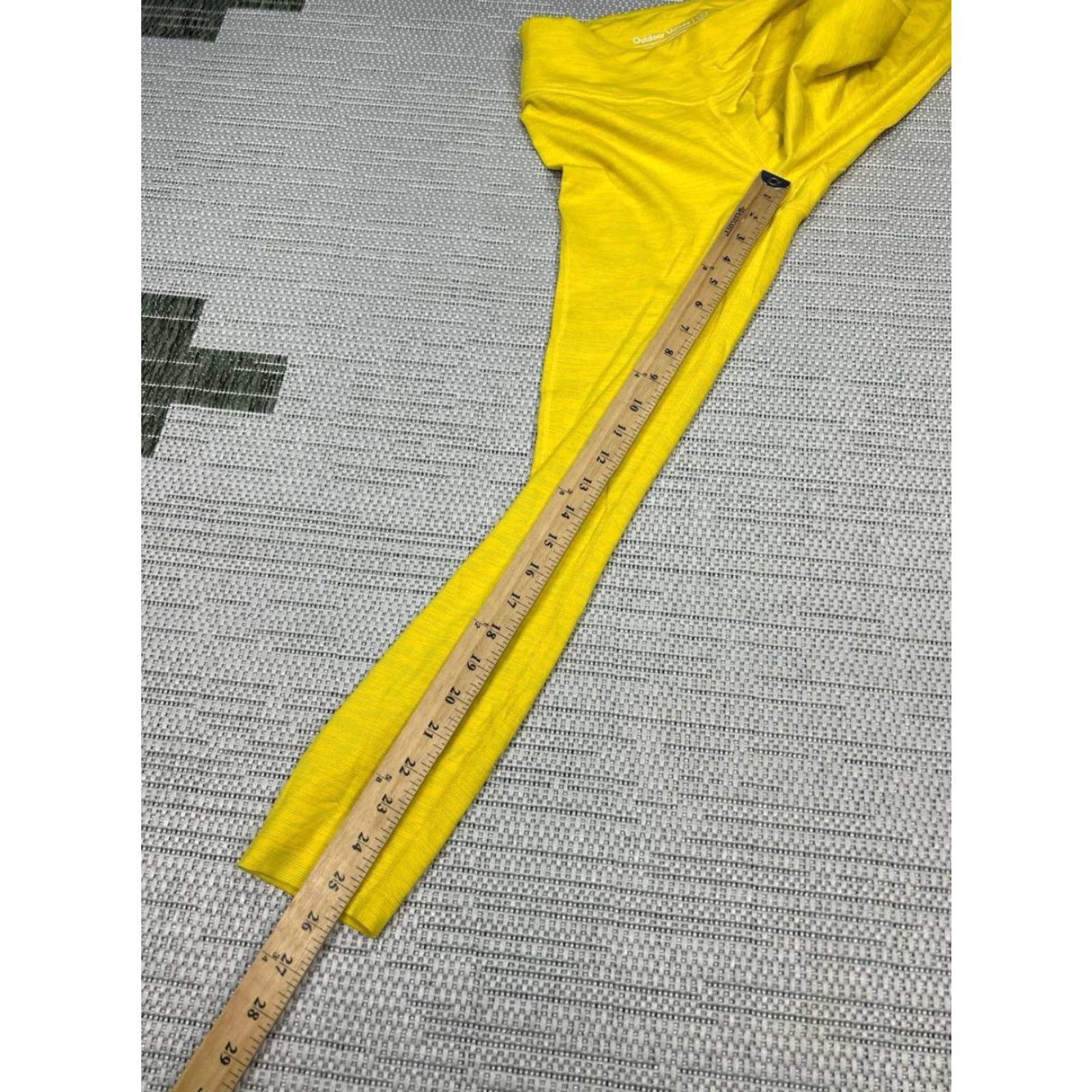 Outdoor Voices Outdoor Voices Leggings Womens Small Yellow Nylon Mid Rise Core 7 8 Tech Sweat Ankle Activewear Athleisure Slim Size 28" / US 6 / IT 42 - 3 Thumbnail