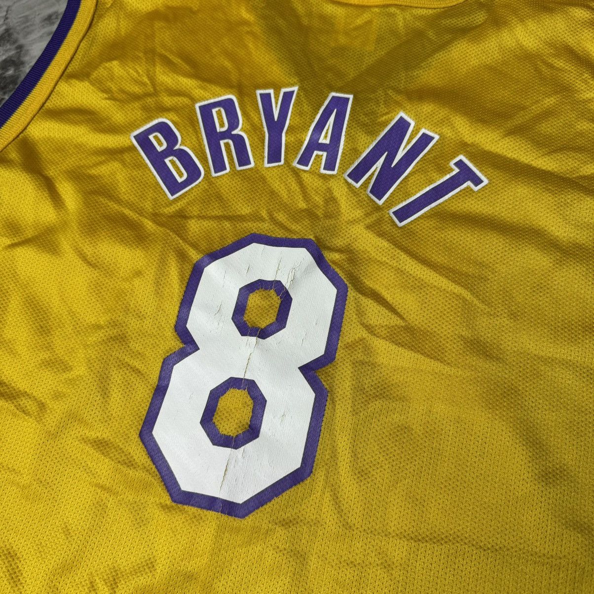 NBA × Vintage Vintage RARE Kobe Bryant #8 Lakers NBA Champion Jersey Size US M / EU 48-50 / 2 - 7 Thumbnail