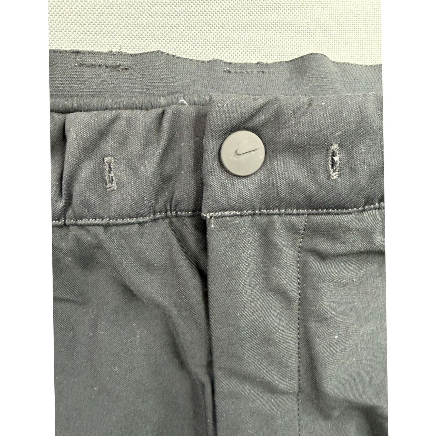 Nike Nike Dri-FIT Tapered Performance Pants Mens Grey Inseam 27 Waist 38 Zip Pocket Pockets Utility Gorpcore Minimalist Articulated Knees 4 Pockets Tapered Size US 38 / EU 54 - 4 Thumbnail