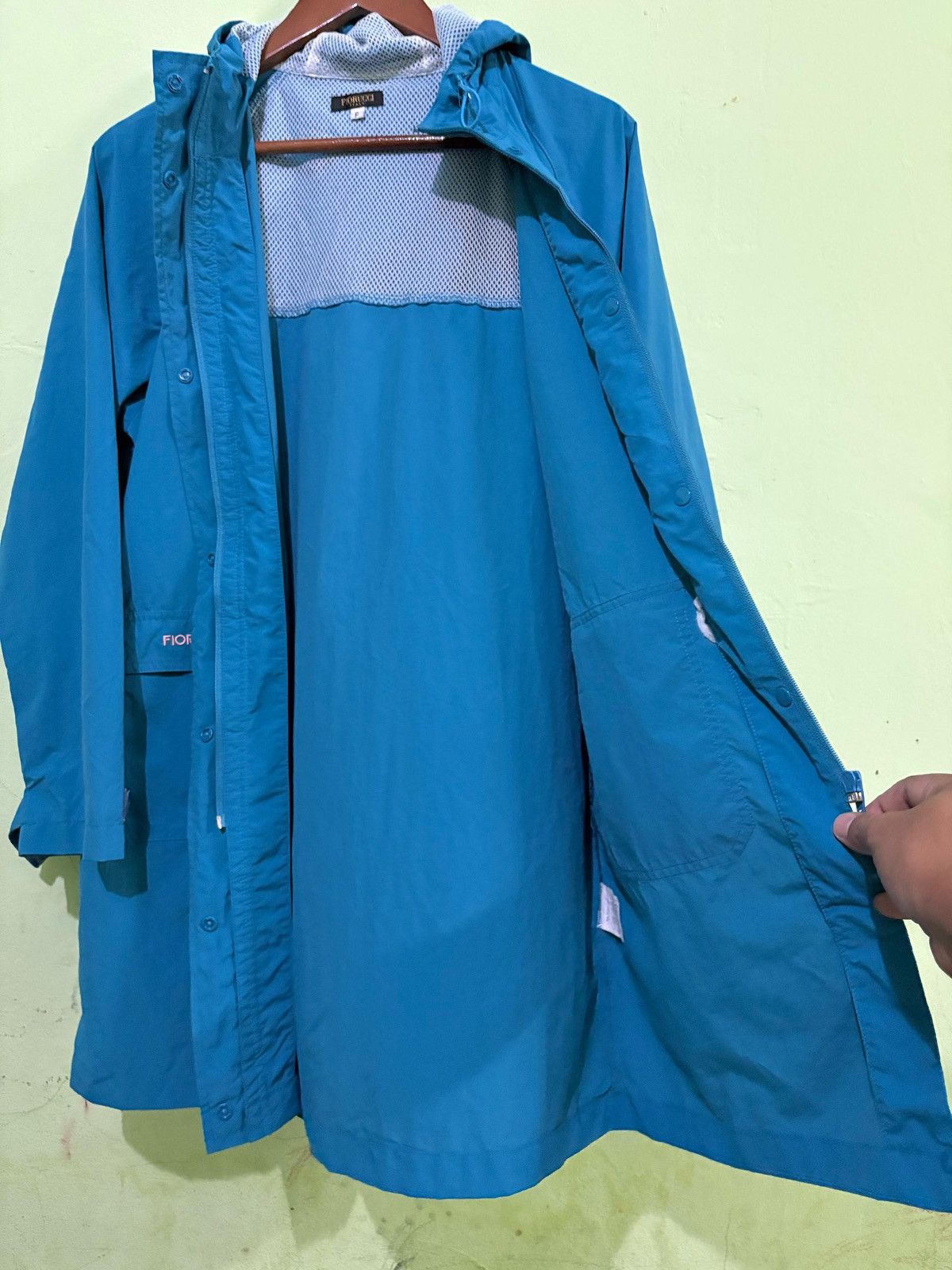Fiorucci Fiorucci Parka Jacket Design with Hoodie Nice Design Size US L / EU 52-54 / 3 - 5 Thumbnail