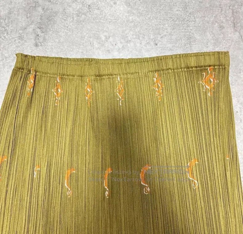 Issey Miyake Issey Miyake size:5 Color-blocked Midi Skirt Size 23" - 2 Thumbnail