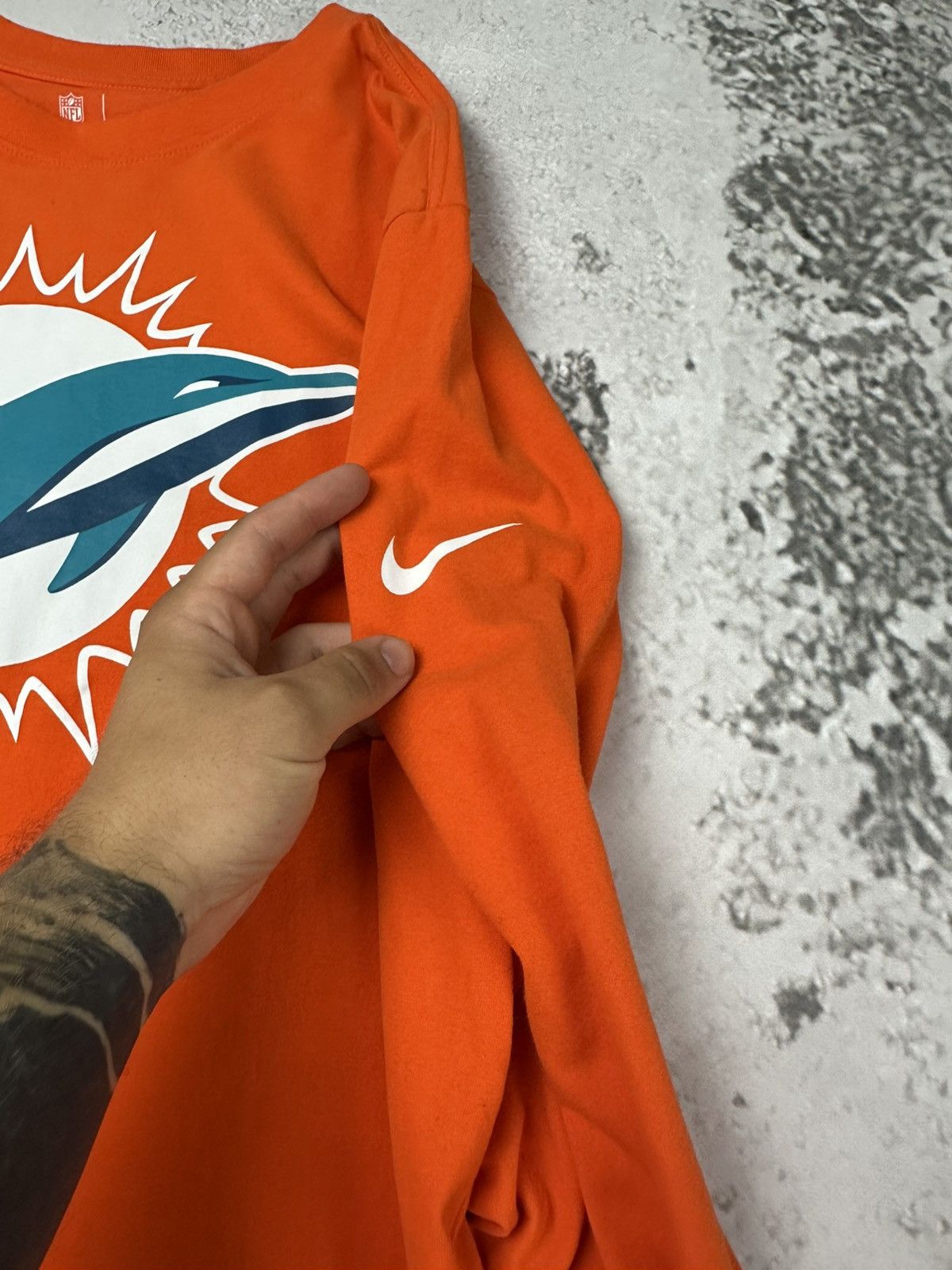 Nike Nike Dolphins NFL Team Long Sleeve Dri-Fit Orange Size US L / EU 52-54 / 3 - 7 Thumbnail