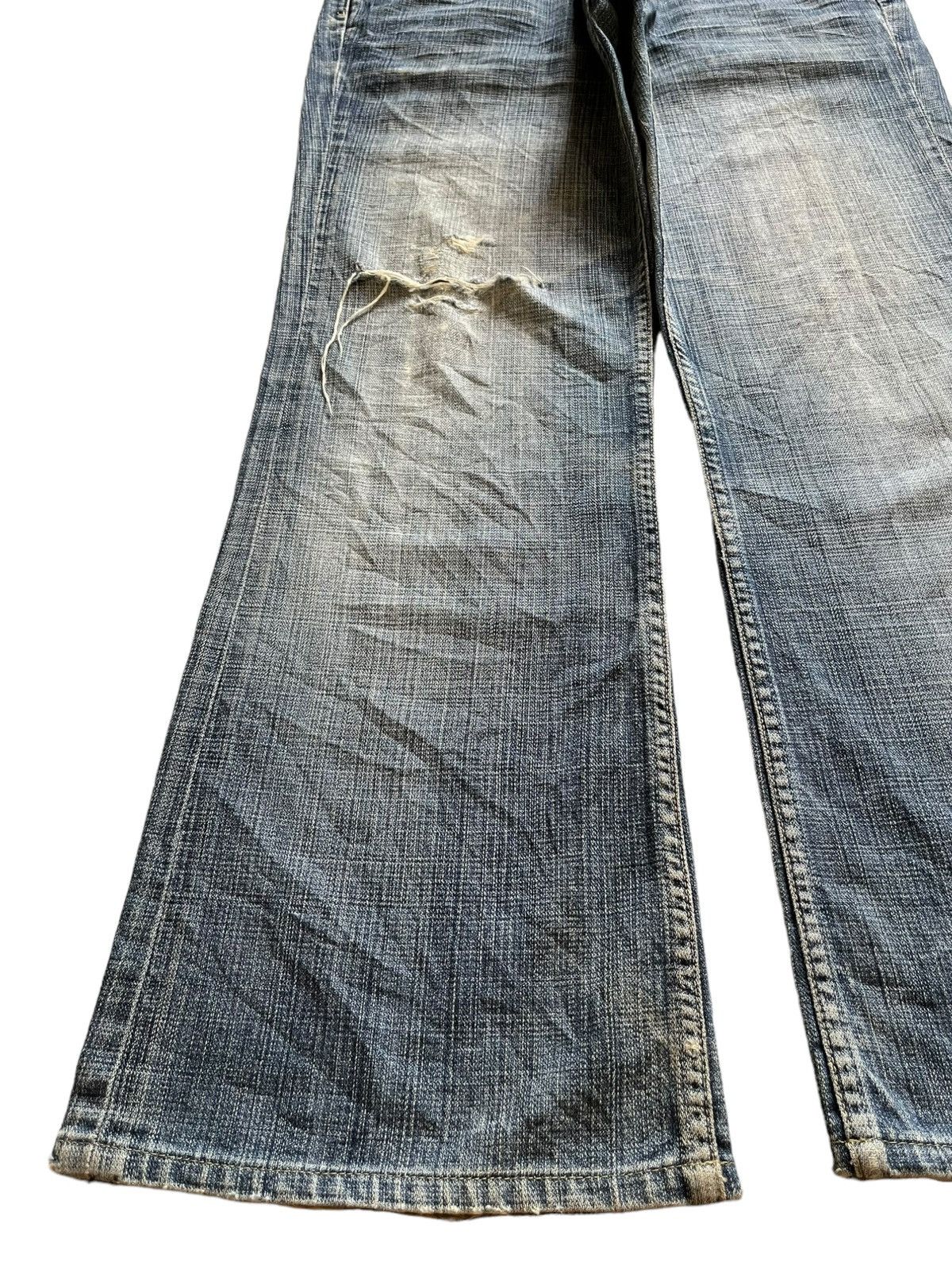 Japanese Brand Vintage USA Sacred Blue Bootcut Faded Wash Distressed Jeans Size US 29 - 6 Thumbnail