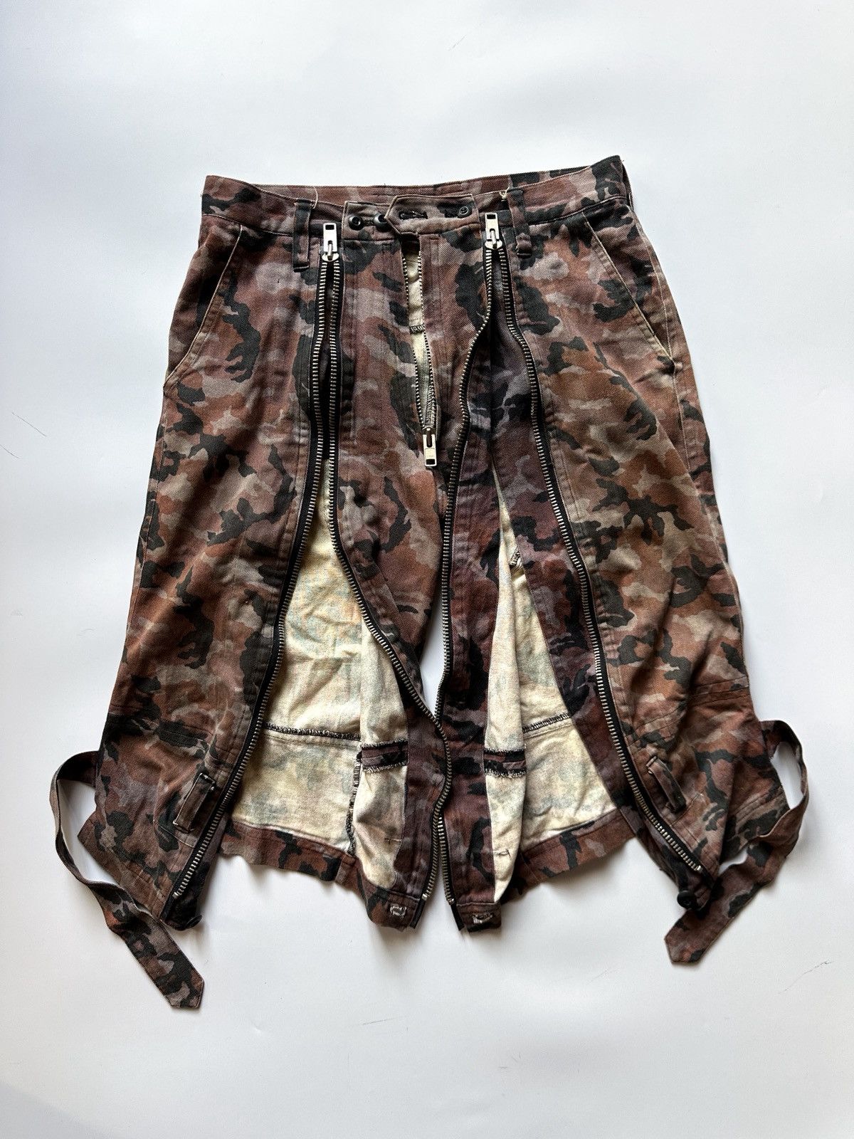 Le Grande Bleu (L.G.B.) 1990s MILKBOY by Hitomi Okawa Removable Camo Multi Zip Pants Size US 31 - 3 Thumbnail