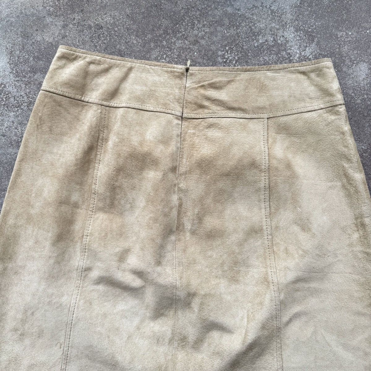 Morgan De Toi Moran de Toi Vintage Suede Leather Skirt (Bella Hadid owned) Size 26" / US 2 / IT 38 - 6 Thumbnail