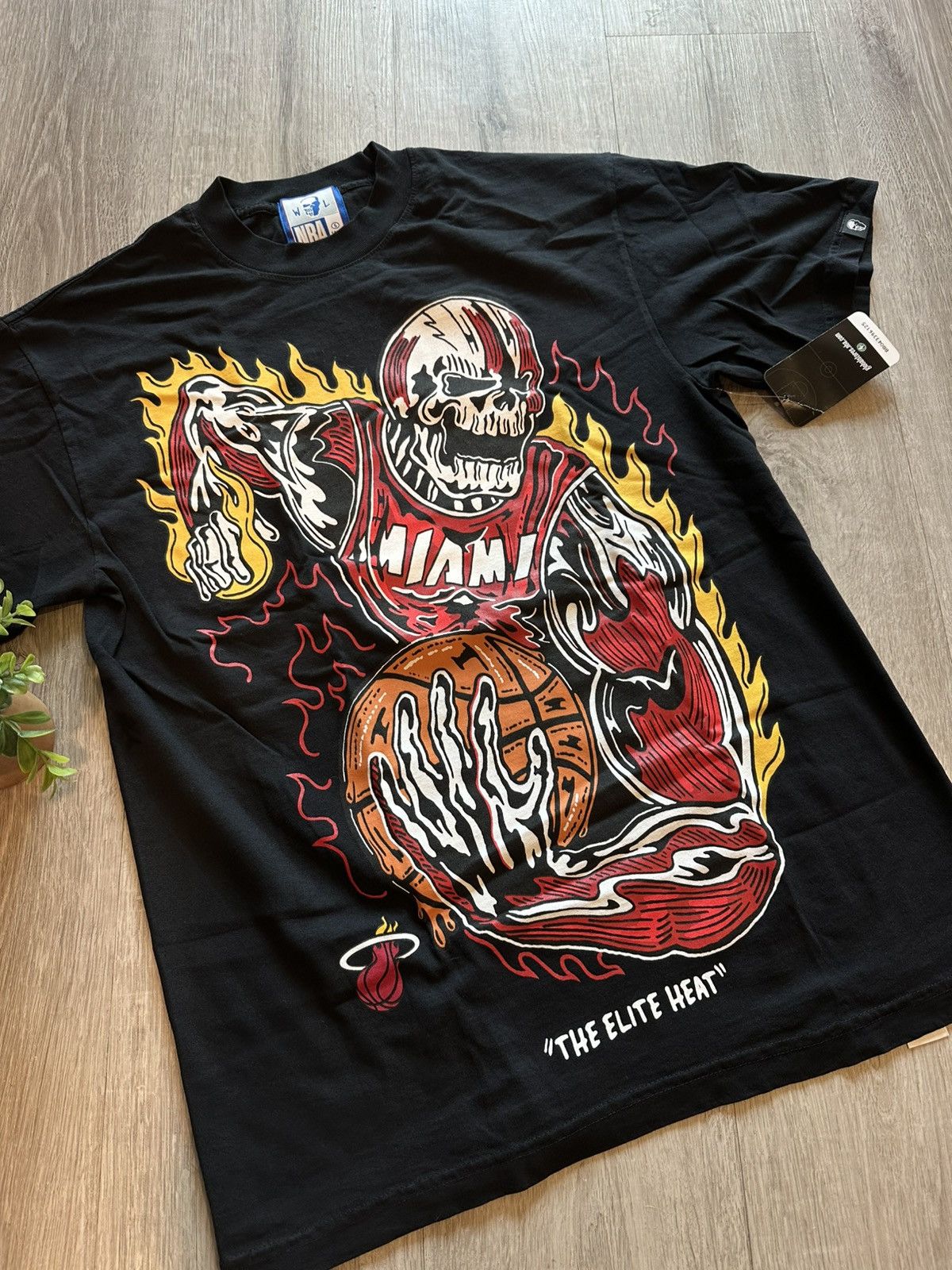 NBA × Warren Lotas War, Lotus X Miami Heat NBA Colab Size US S / EU 44-46 / 1 - 2 Thumbnail