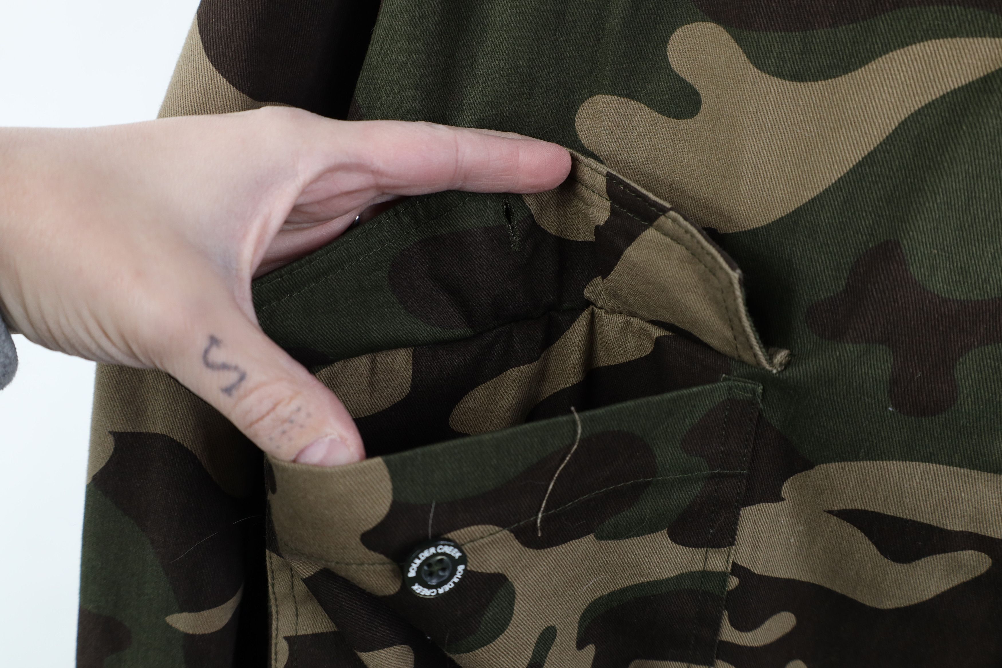 Vintage Vintage Y2K Streetwear Quilted Camouflage Shirt Jacket Size US XXL / EU 58 / 5 - 5 Thumbnail