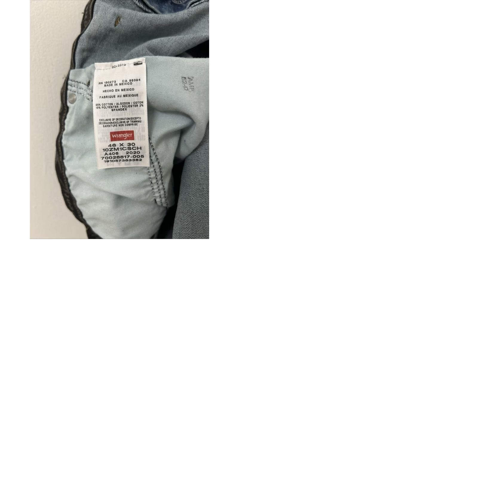 Wrangler Wrangler Authentics Jeans Mens 46x30 Light Wash Straight Leg Stretch NWT Denim Cotton Blend 5-Pocket Regular Fit Buttons Zipper NWT Mens Jeans Size US 30 / EU 46 - 9 Thumbnail
