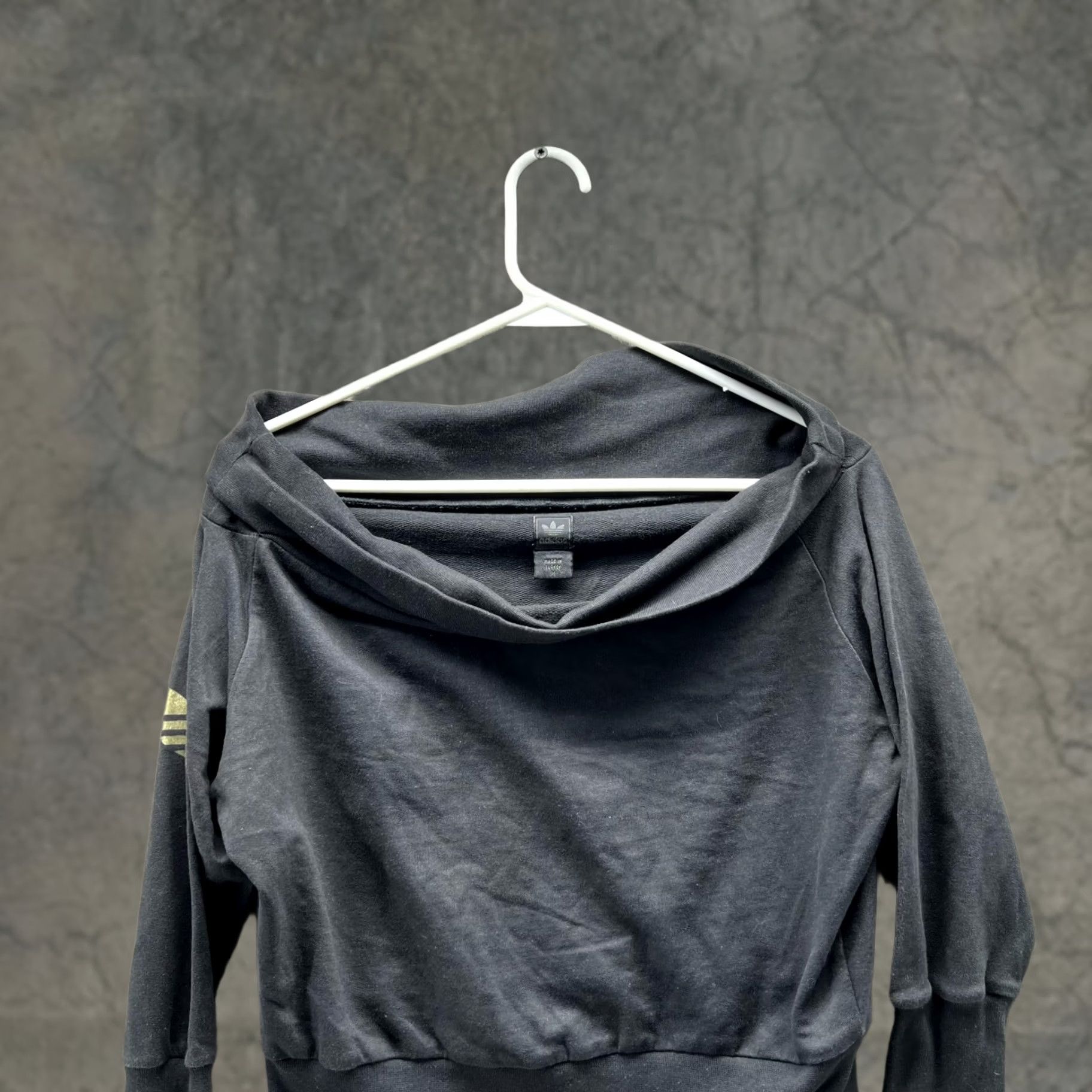 Adidas Adidas Sweater Women Medium Gray Pullover Fleece Trefoil Logo Cowl Casual All Seasons Long Sleeve Size M / US 6-8 / IT 42-44 - 1 Thumbnail