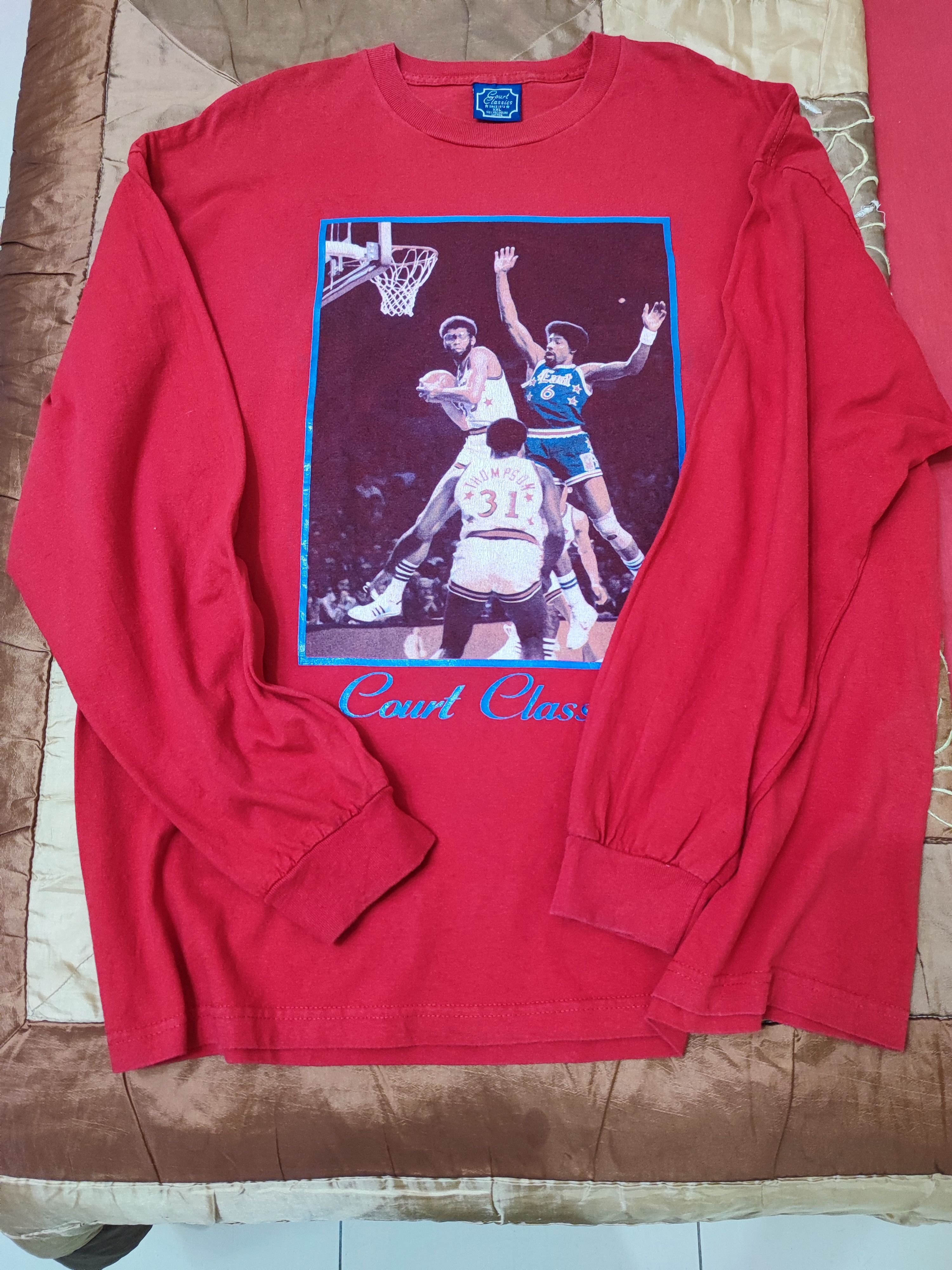 NBA × Vintage Rare!! NBA Court Classic 1977 Photo Vintage Shirt Size US XXL / EU 58 / 5 - 3 Thumbnail