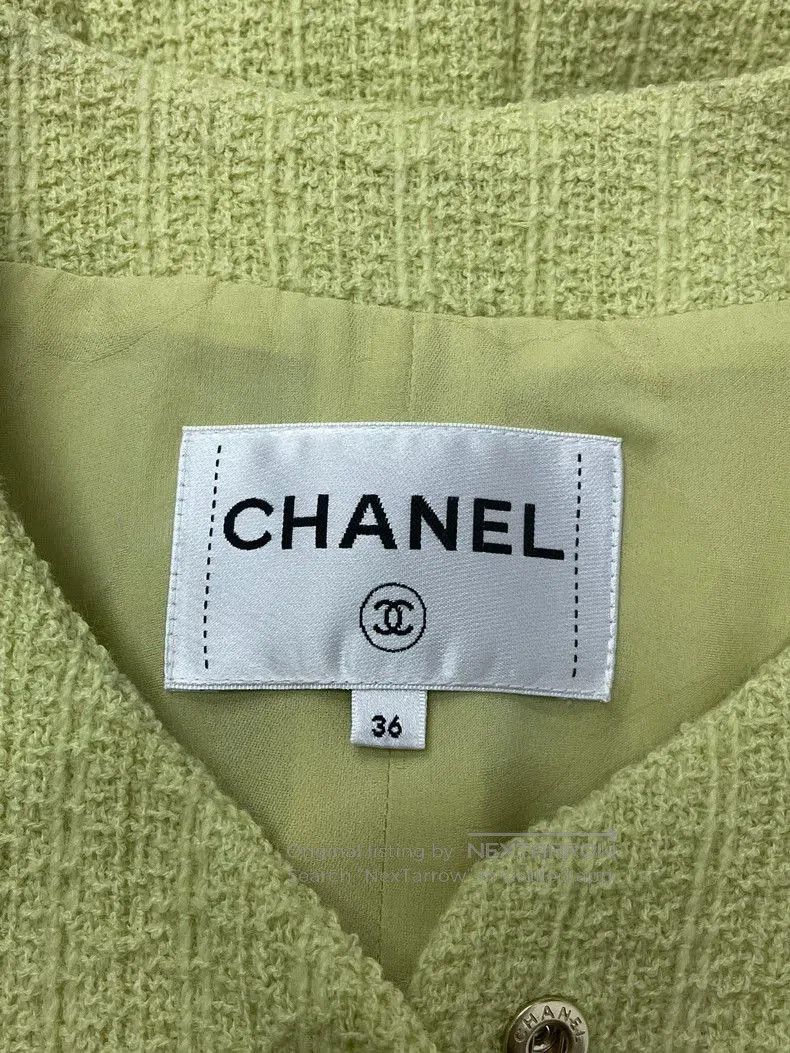Chanel Chanel Green Gold Button Vest. Size US M / EU 48-50 / 2 - 4 Thumbnail