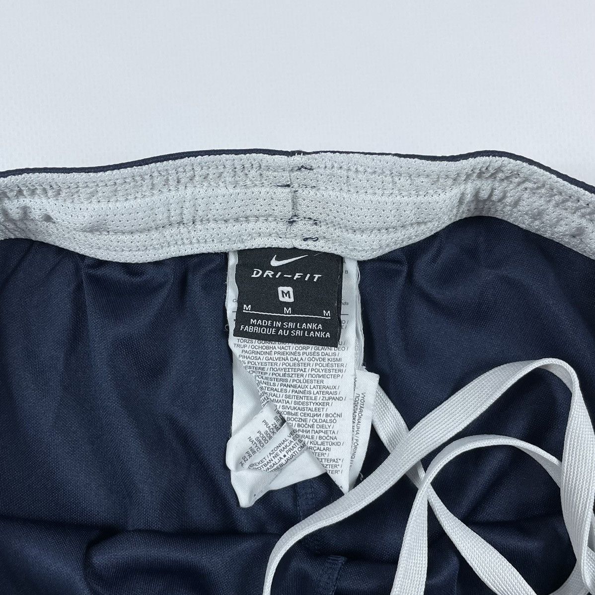 Nike Vintage Nike dri-fit Shorts Size US 30 / EU 46 - 8 Thumbnail