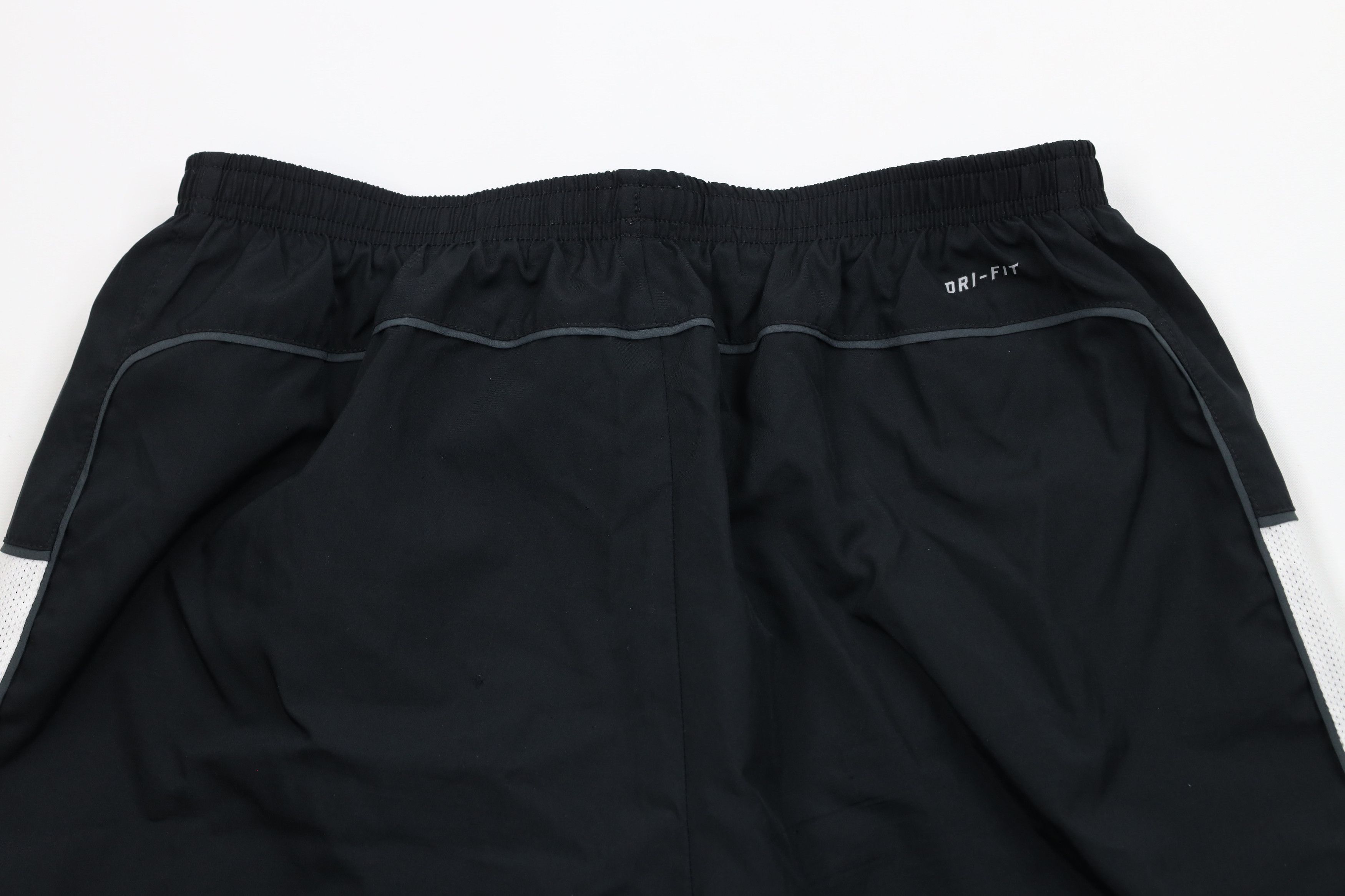 Nike × Vintage Vintage Nike Running Swoosh Lined Above Knee Shorts Size US 34 / EU 50 - 8 Thumbnail