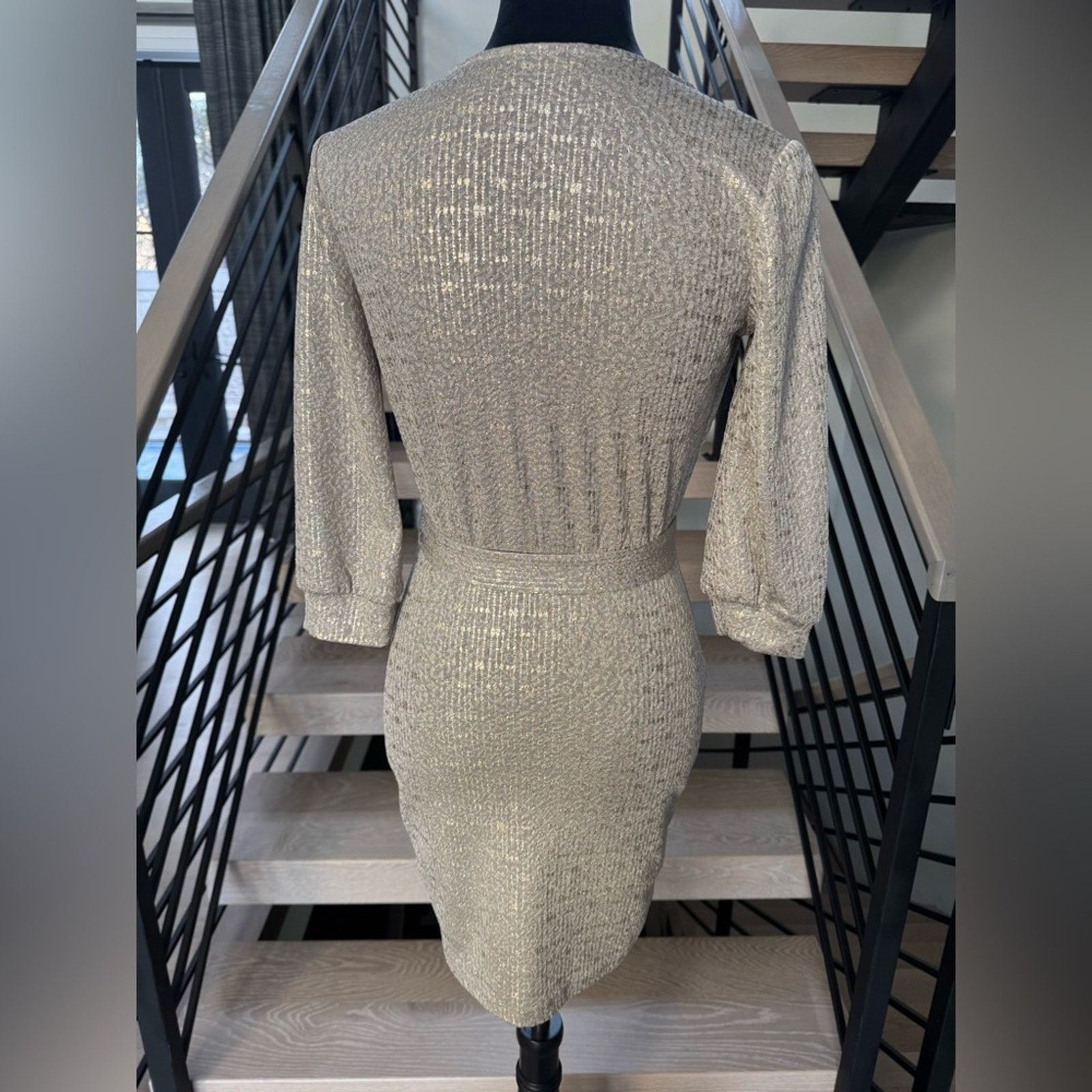 Other Y2K Party shimmery Silver Wrap Dress w 3/4 sleeves size XS Size S / US 4 / IT 40 - 8 Thumbnail
