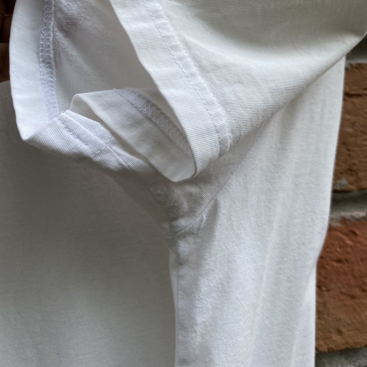 Ne-Net Ne-Net White T-shirt with Black Bunny Print Size US M / EU 48-50 / 2 - 12 Thumbnail