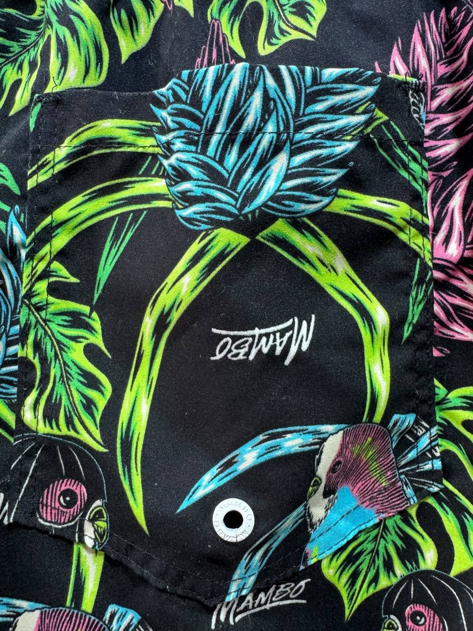 Mambo Mambo Men's Tropical Parrot Board Shorts Swim Trunks Size US 34 / EU 50 - 8 Thumbnail