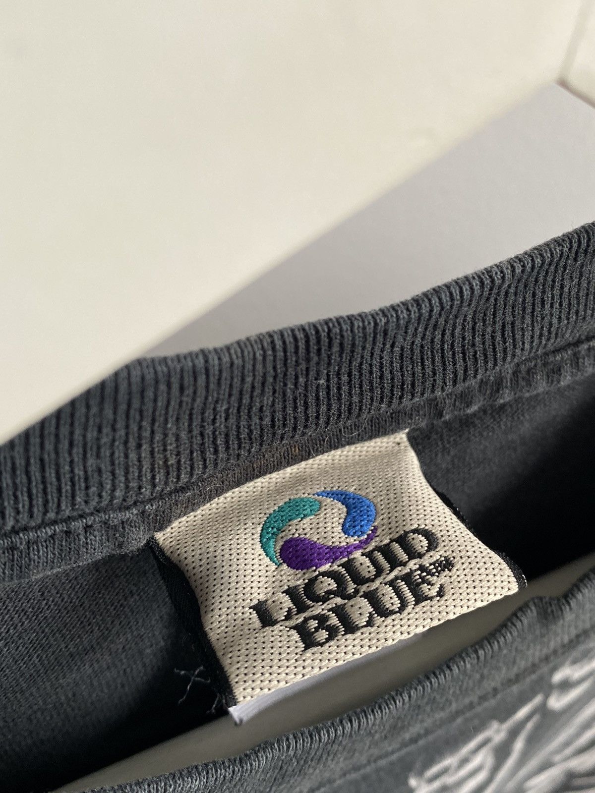 Liquid Blue × Vintage Vintage 2001 Liquid Blue Dragon All Overprint Size US L / EU 52-54 / 3 - 13 Thumbnail