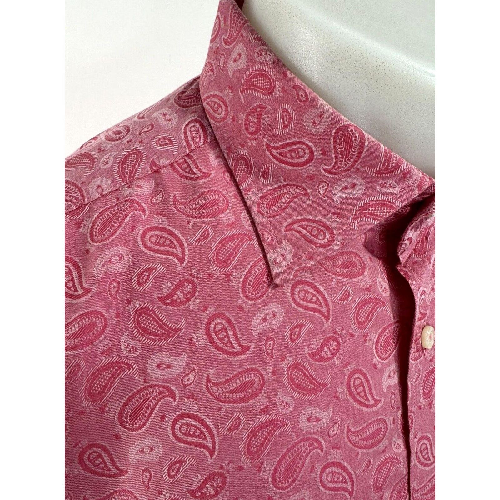 Etro ETRO Italy - Paisley All Over Mens Shirt 43 Regular Long Sleeve Button-Up Pink/Light Heather Red Mens Nightwear? Size US XL / EU 56 / 4 - 2 Thumbnail