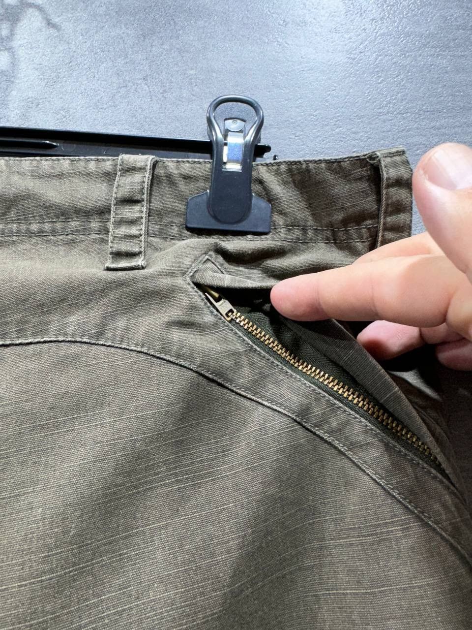 Other Vintage Nike Cargo Shorts Khaki Distressed Travis Style Y2K Size US 34 / EU 50 - 15 Thumbnail