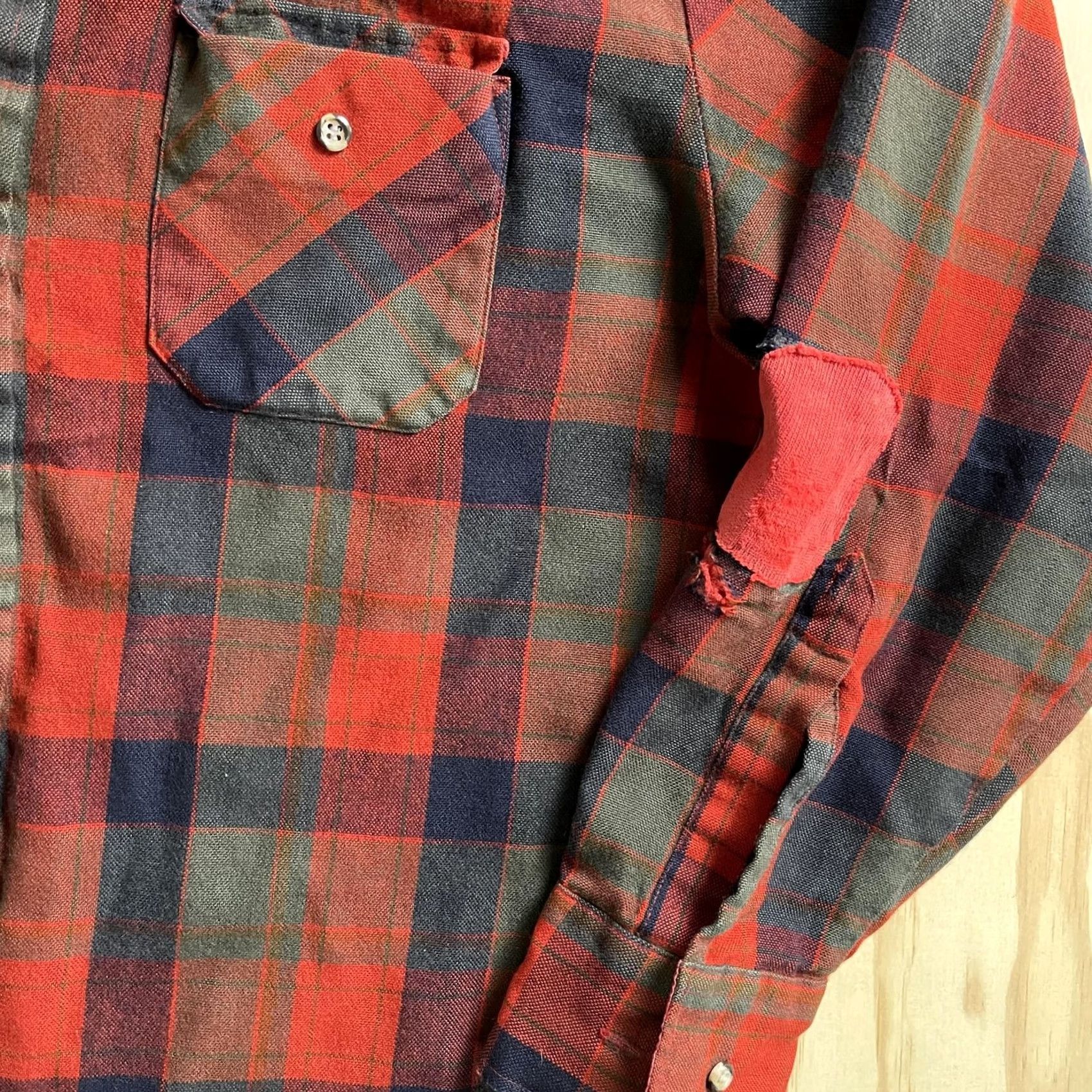 Vintage VINTAGE Northwest Territory Flannel Shirt Mens Large Red Plaid Lined Workwear Size US L / EU 52-54 / 3 - 2 Thumbnail