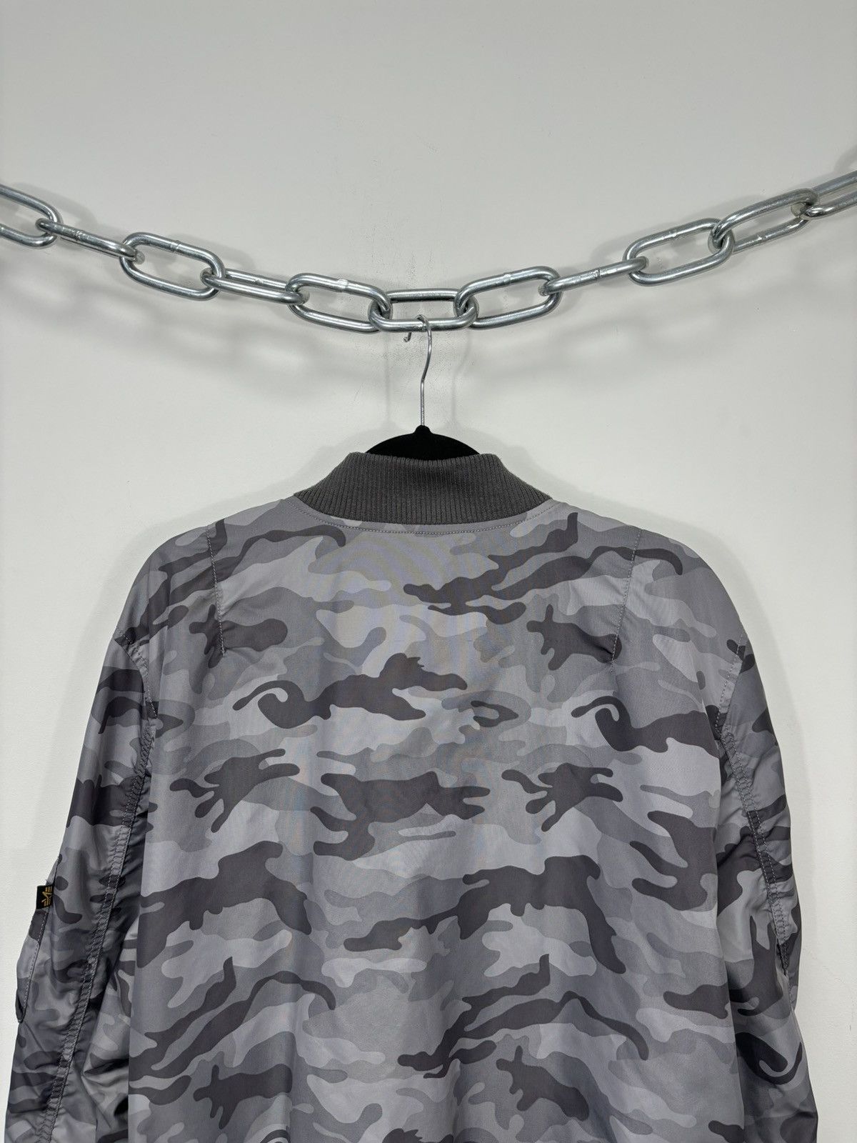 Alpha Industries Vintage Alpha Industries Gray Camo Hype Bomber Jacket Size US L / EU 52-54 / 3 - 19 Thumbnail